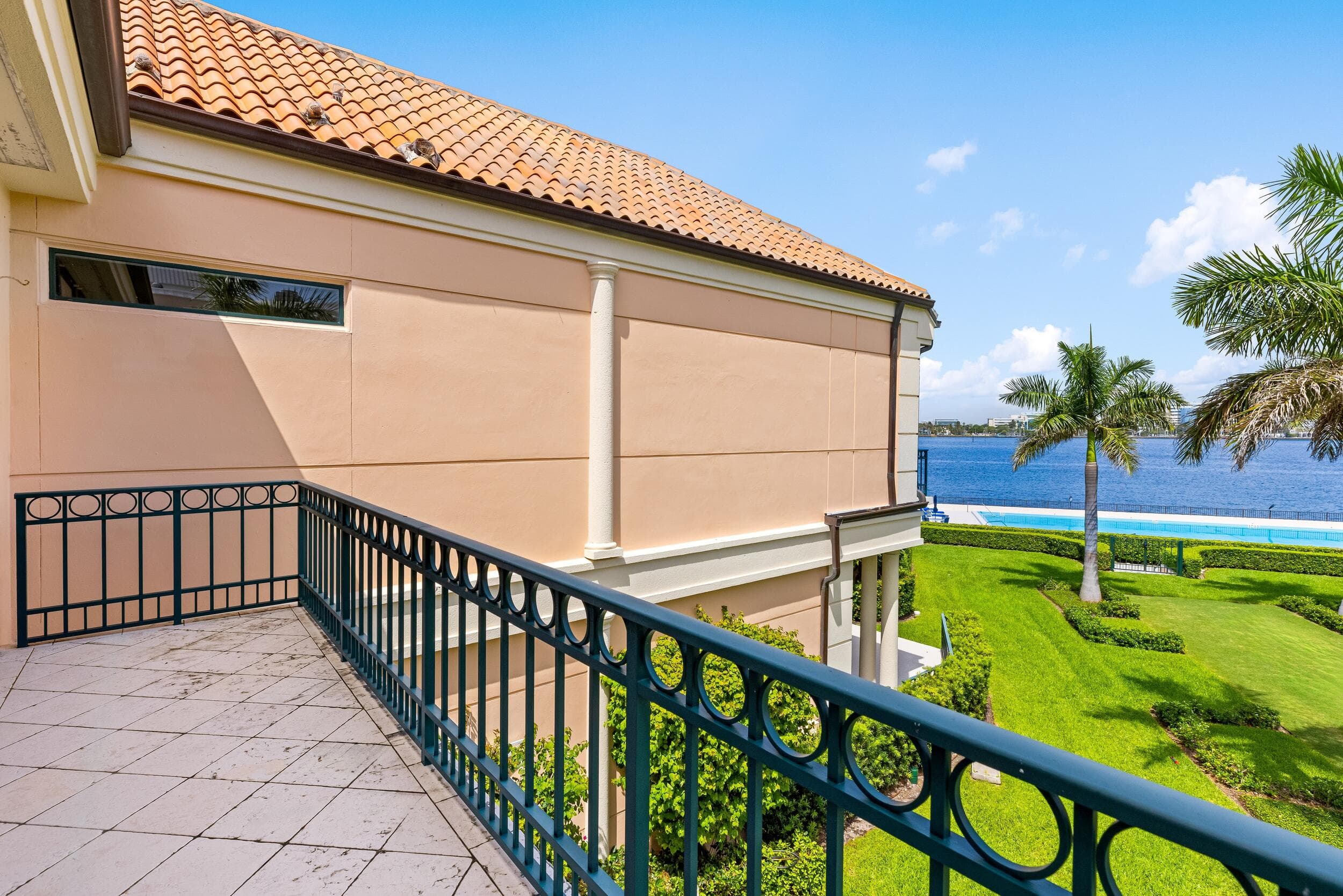 307 Everglade Avenue, Palm Beach, FL 33480 — photo 24 of 48