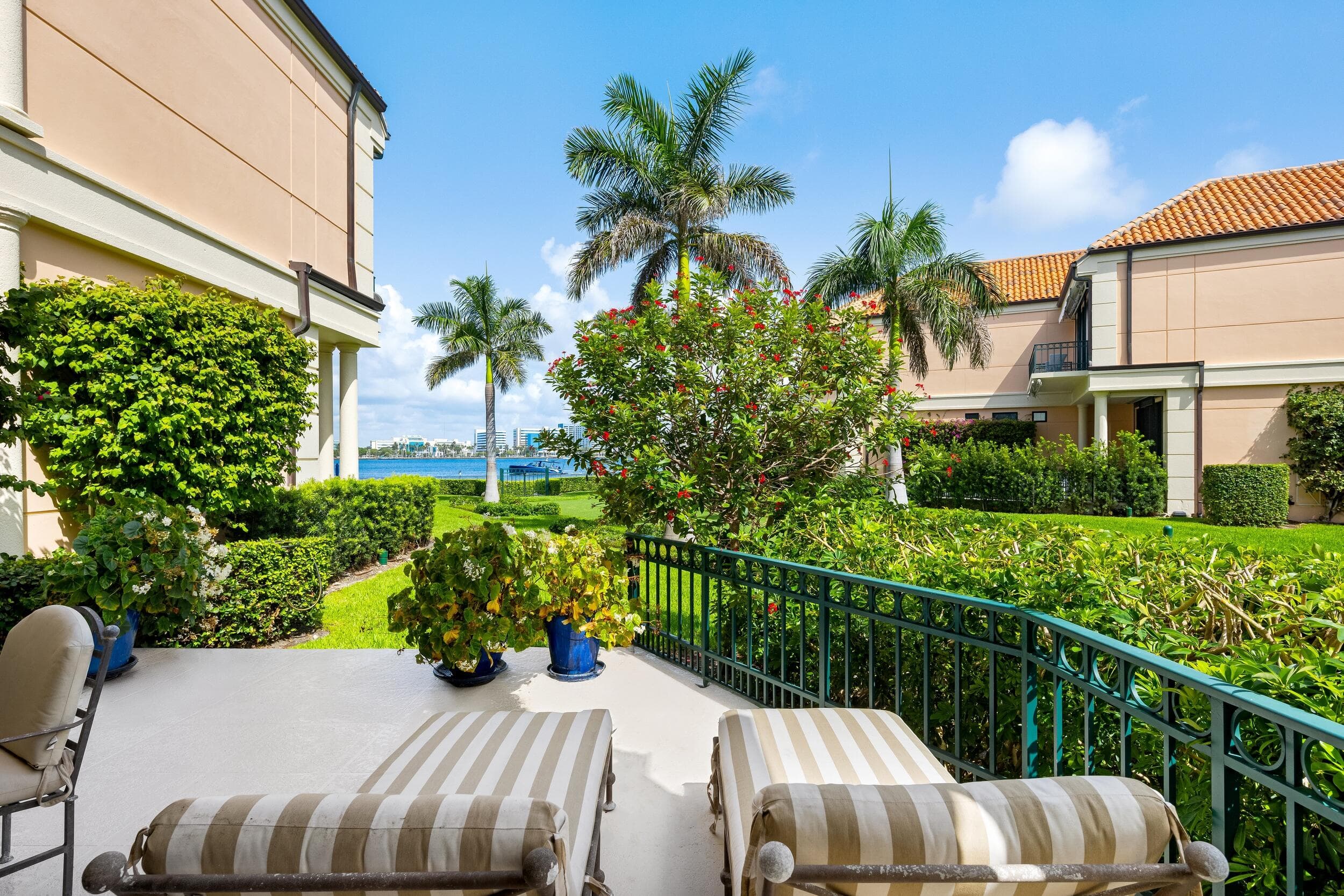 307 Everglade Avenue, Palm Beach, FL 33480 — photo 38 of 48