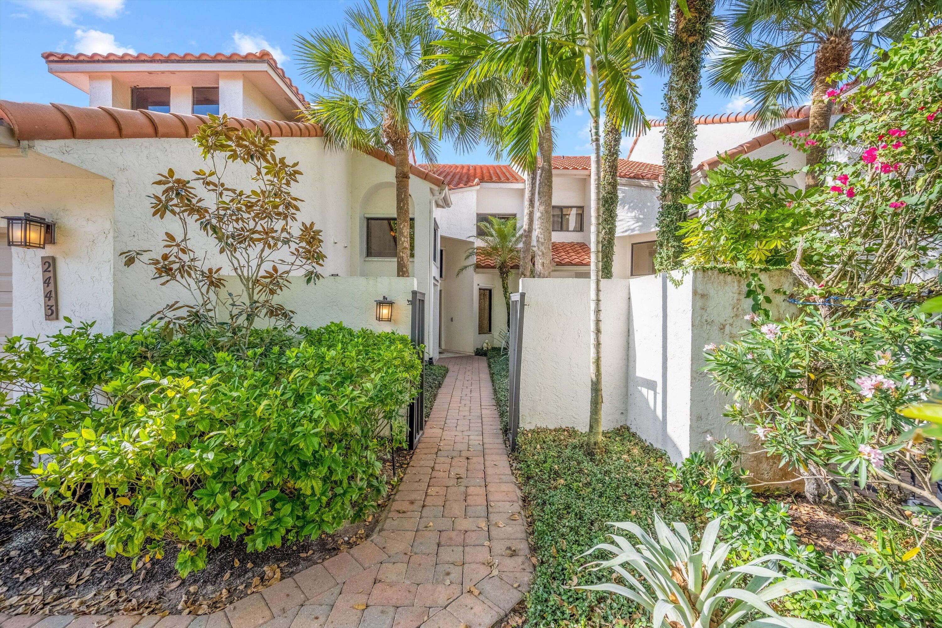 2443 Windsor Way Court, Wellington, FL 33414 — photo 3 of 43