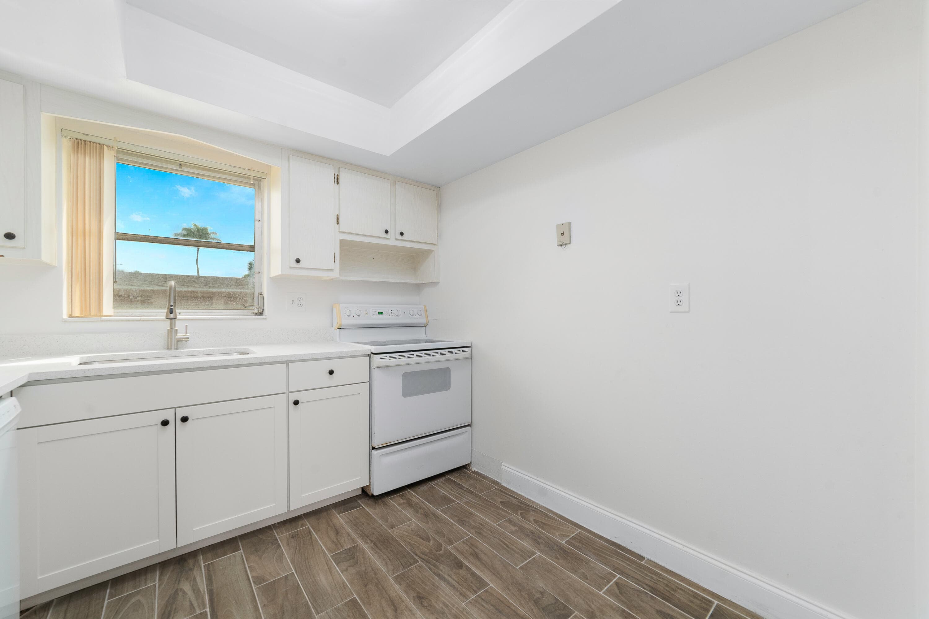 2567 Dudley Drive W F, West Palm Beach, FL 33415 — photo 18 of 42