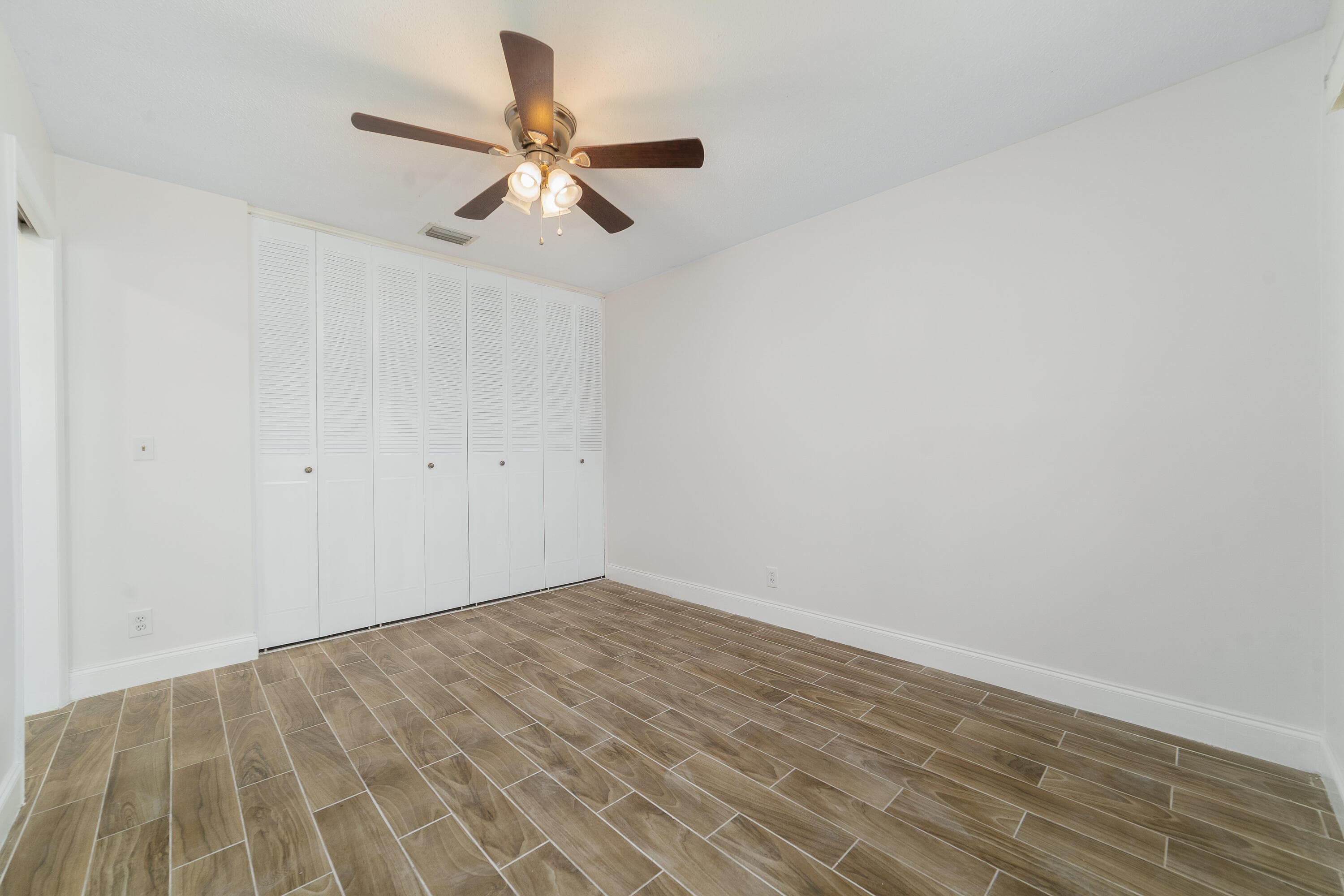 2567 Dudley Drive W F, West Palm Beach, FL 33415 — photo 25 of 42