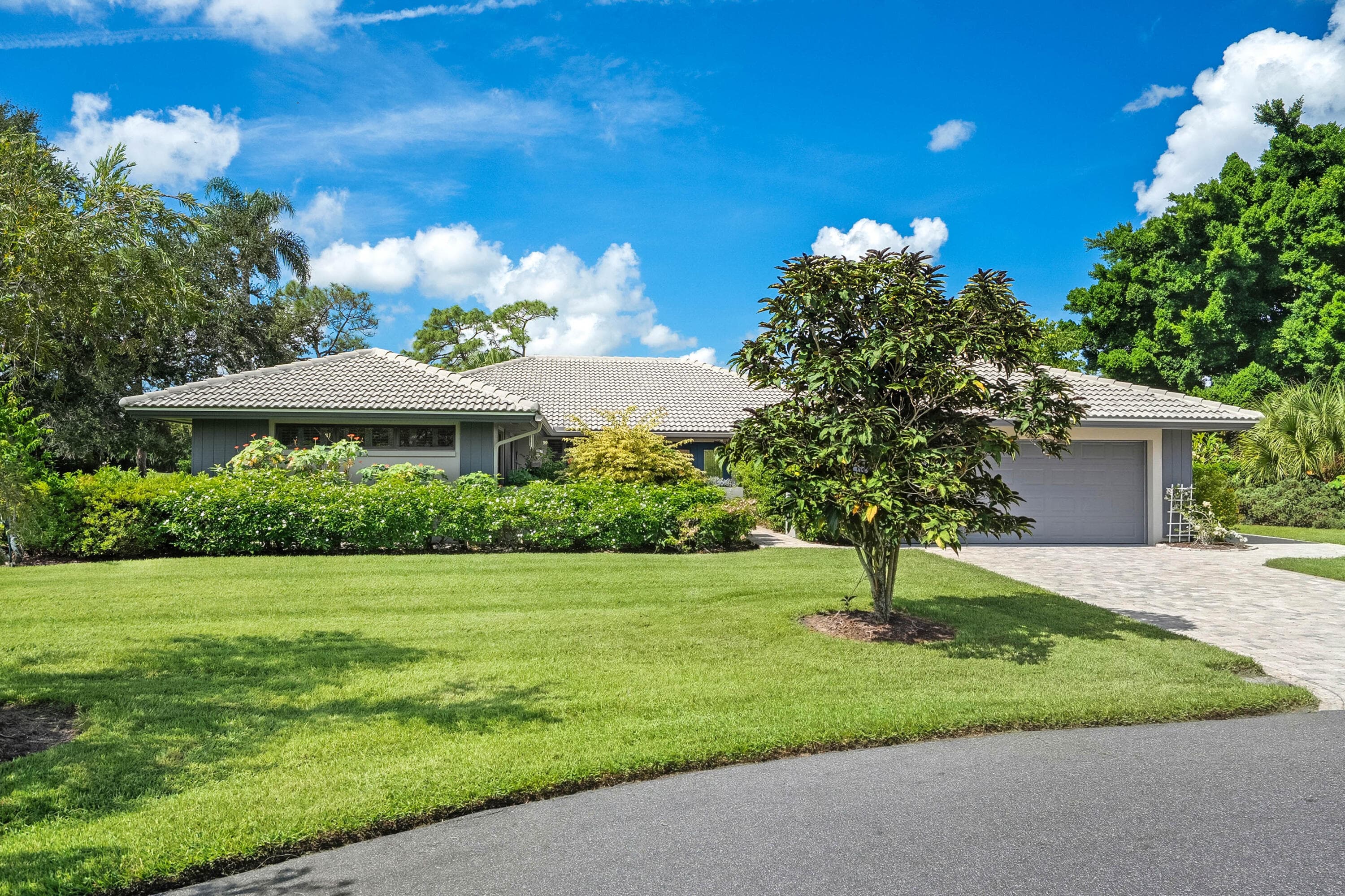 1423 SW Troon Circle, Palm City, FL 34990 — photo 2 of 52