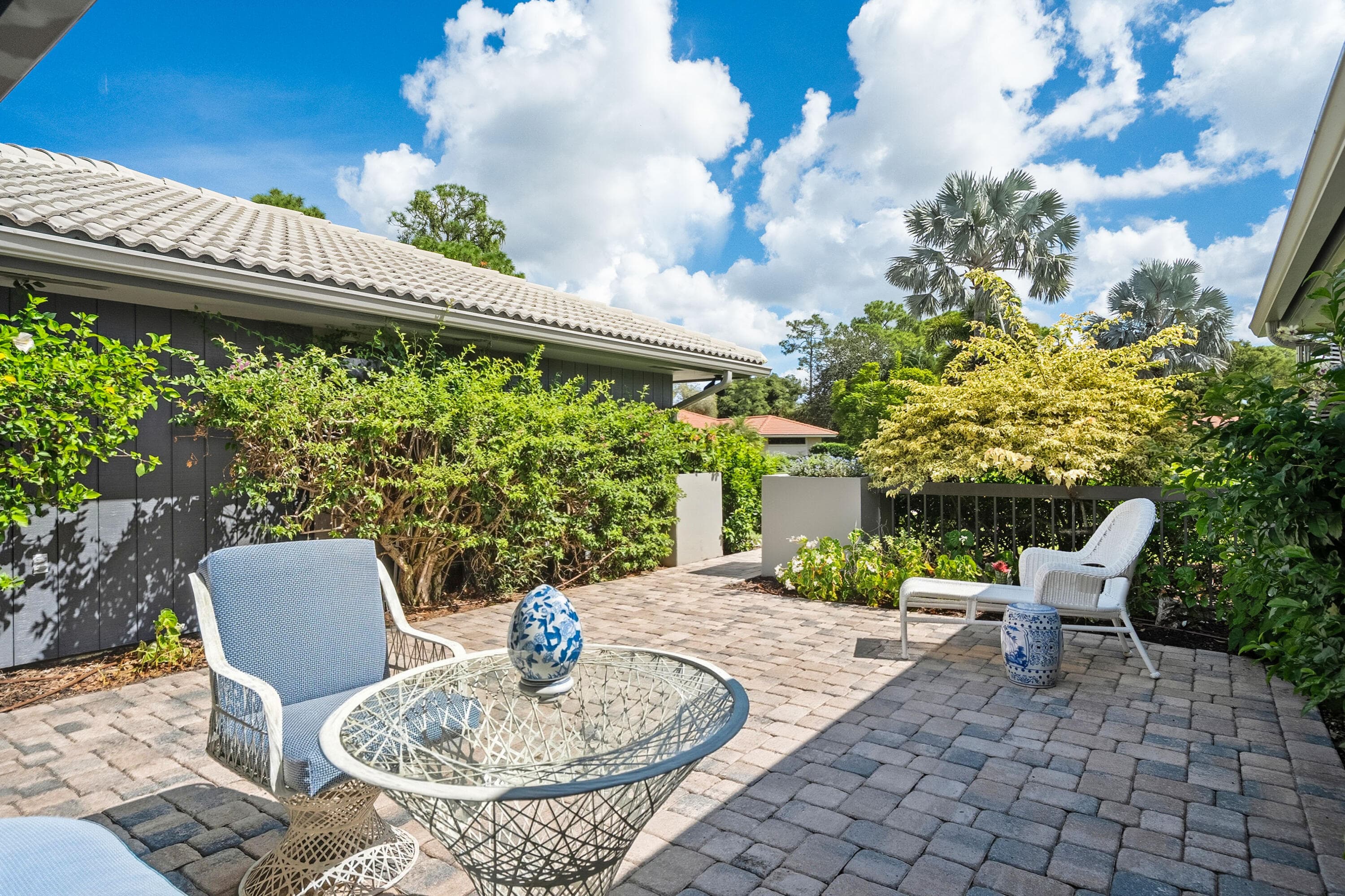 1423 SW Troon Circle, Palm City, FL 34990 — photo 13 of 52