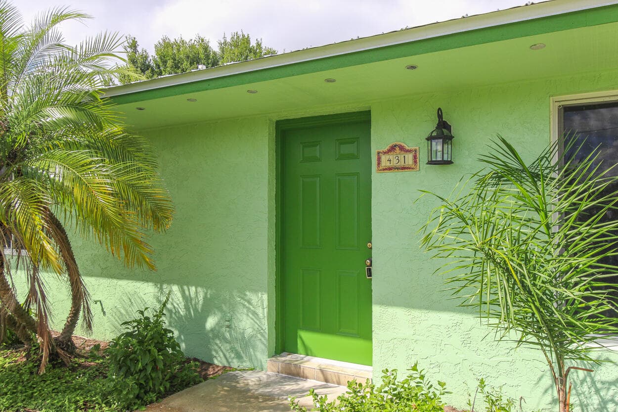 431 NE Julia Court, Jensen Beach, FL 34957 — photo 4 of 36
