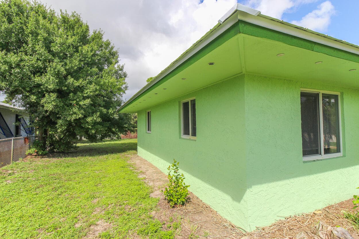 431 NE Julia Court, Jensen Beach, FL 34957 — photo 15 of 36