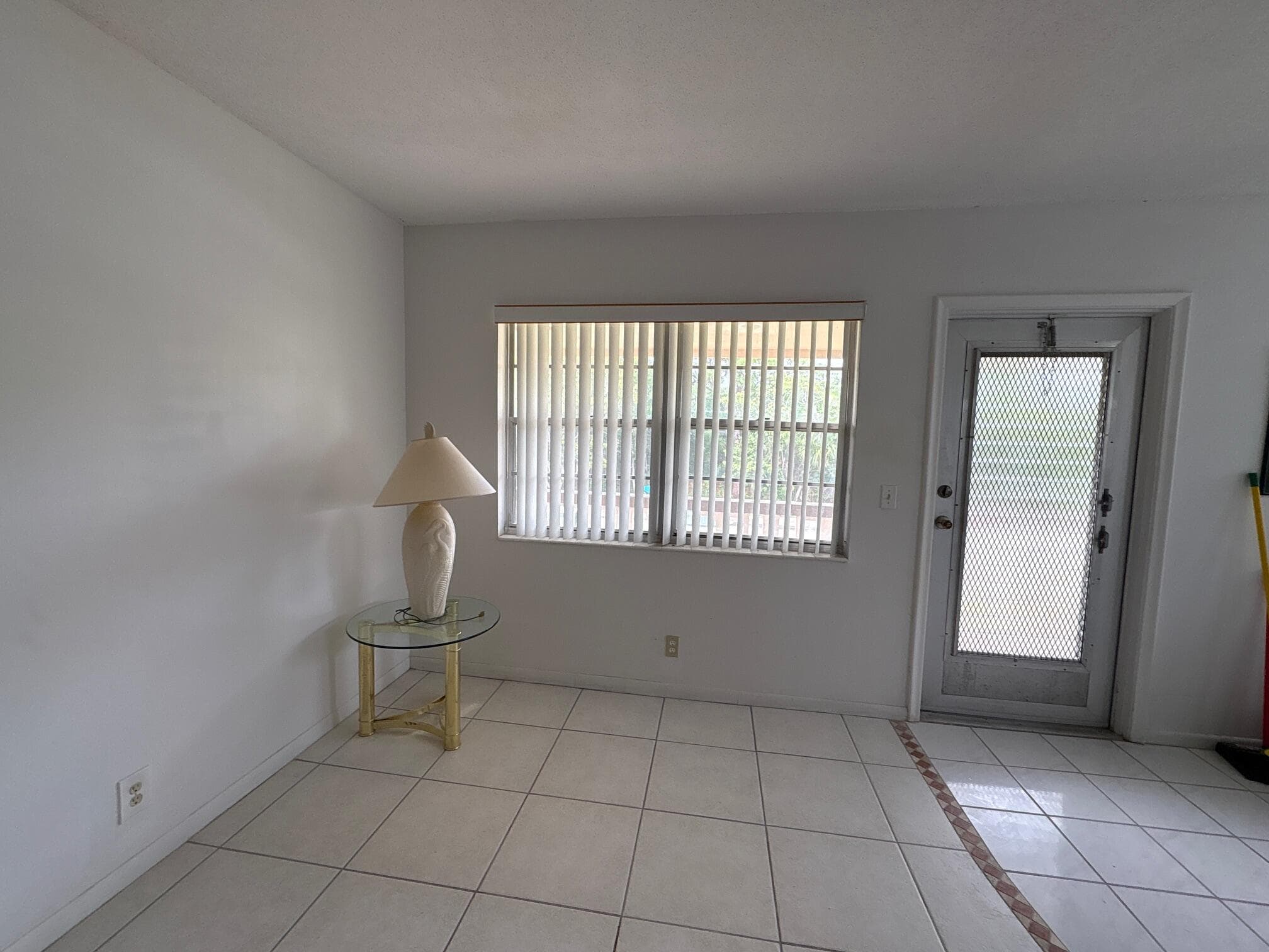 144 Norwich F, West Palm Beach, FL 33417 — photo 1 of 19