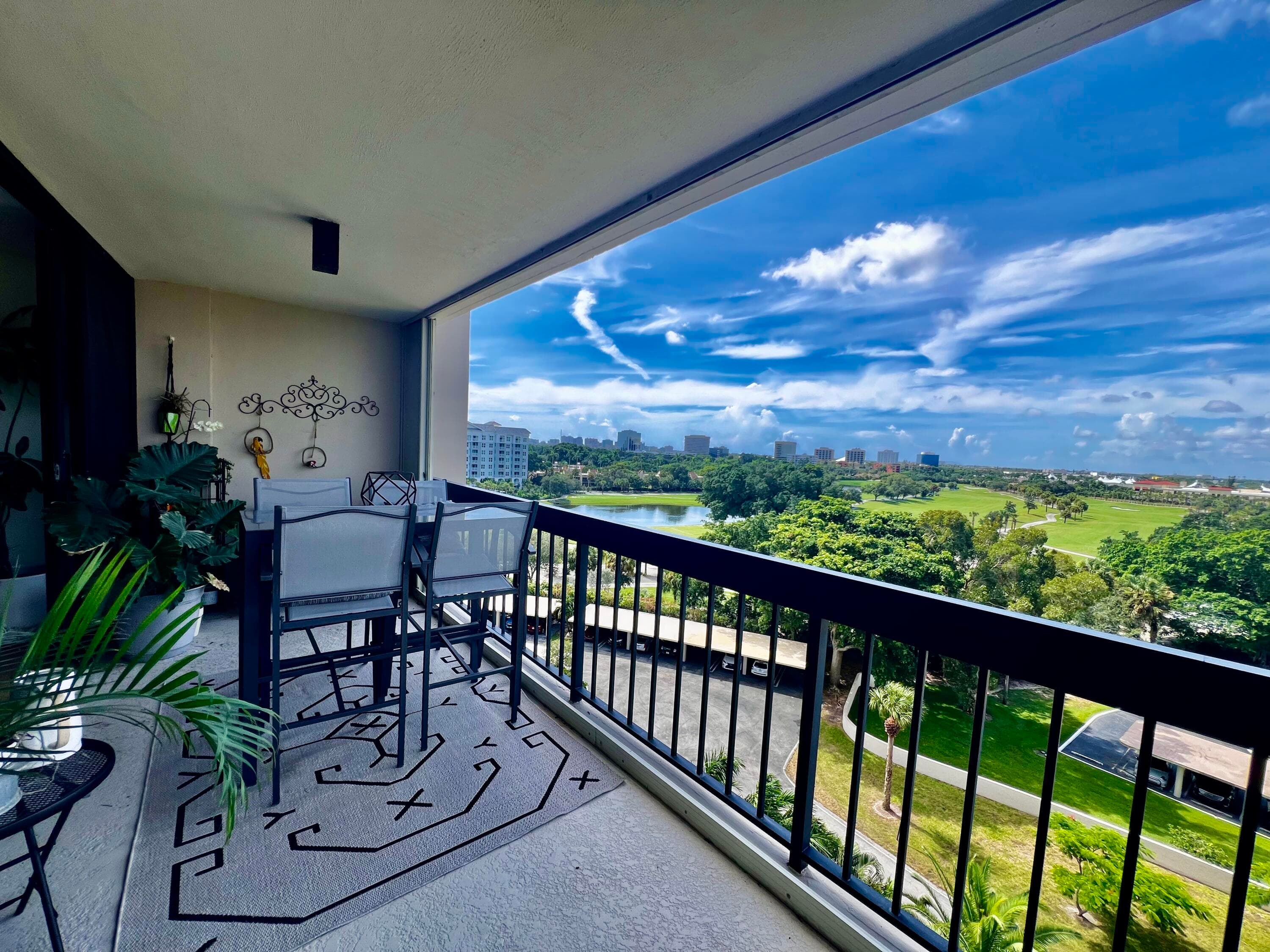 2425 Presidential Way 806, West Palm Beach, FL 33401 — photo 3 of 34