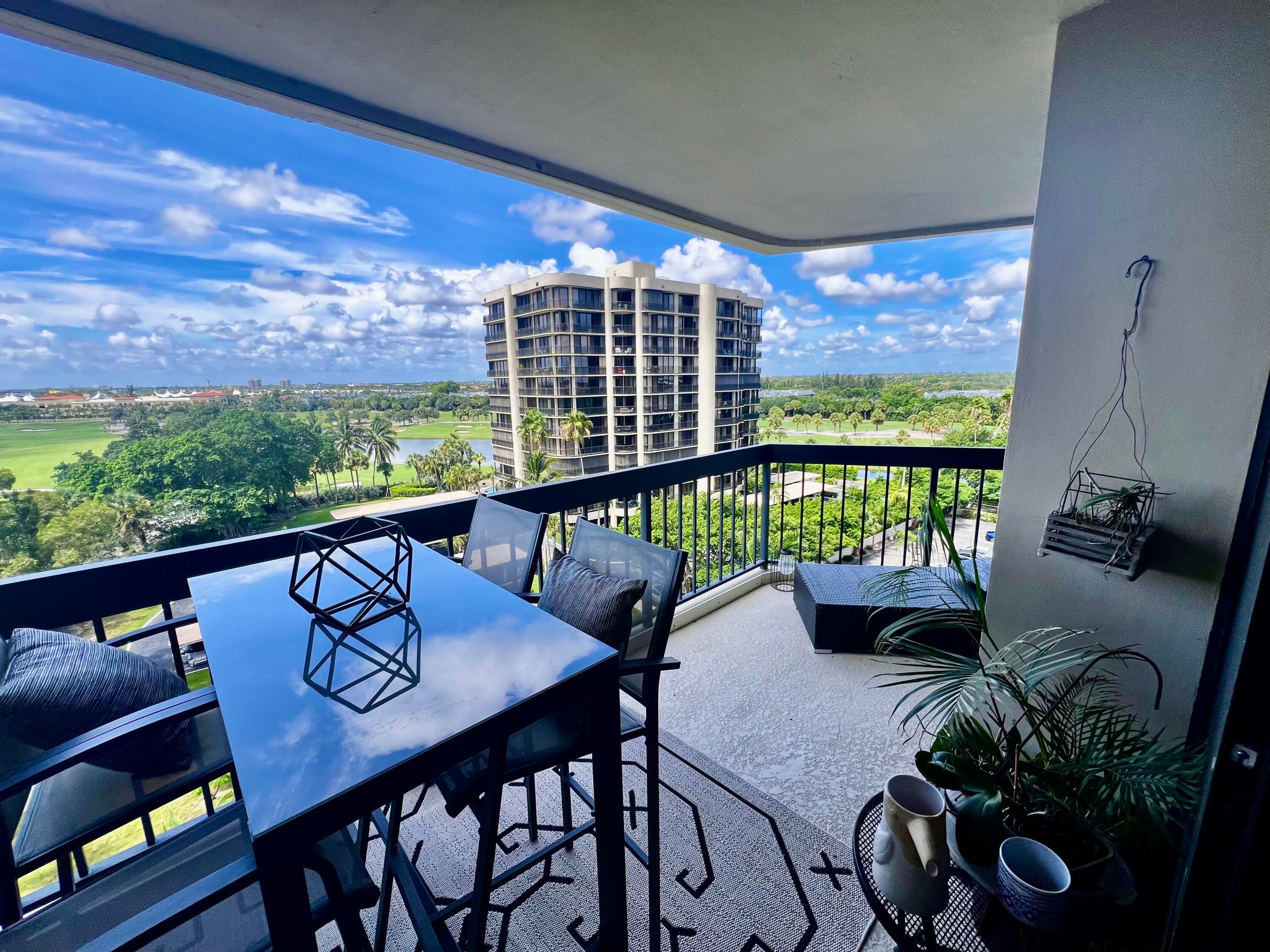 2425 Presidential Way 806, West Palm Beach, FL 33401 — photo 6 of 34