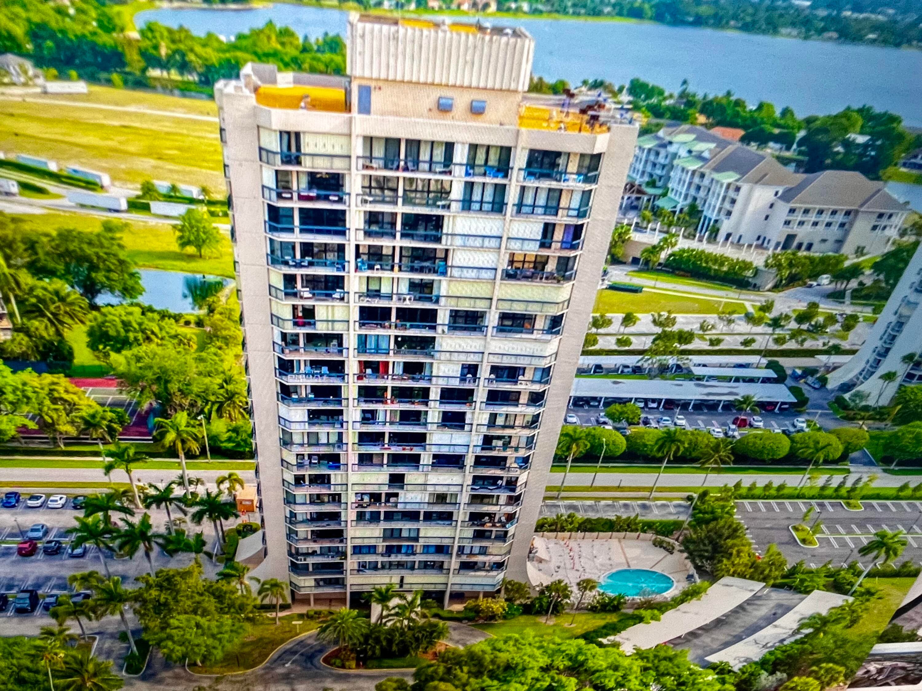 2425 Presidential Way 806, West Palm Beach, FL 33401 — photo 32 of 34