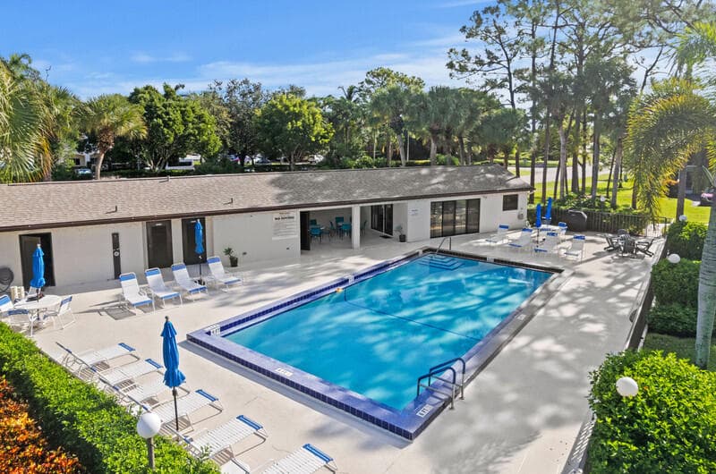702 Wingfoot Drive D, Jupiter, FL 33458 — photo 33 of 39