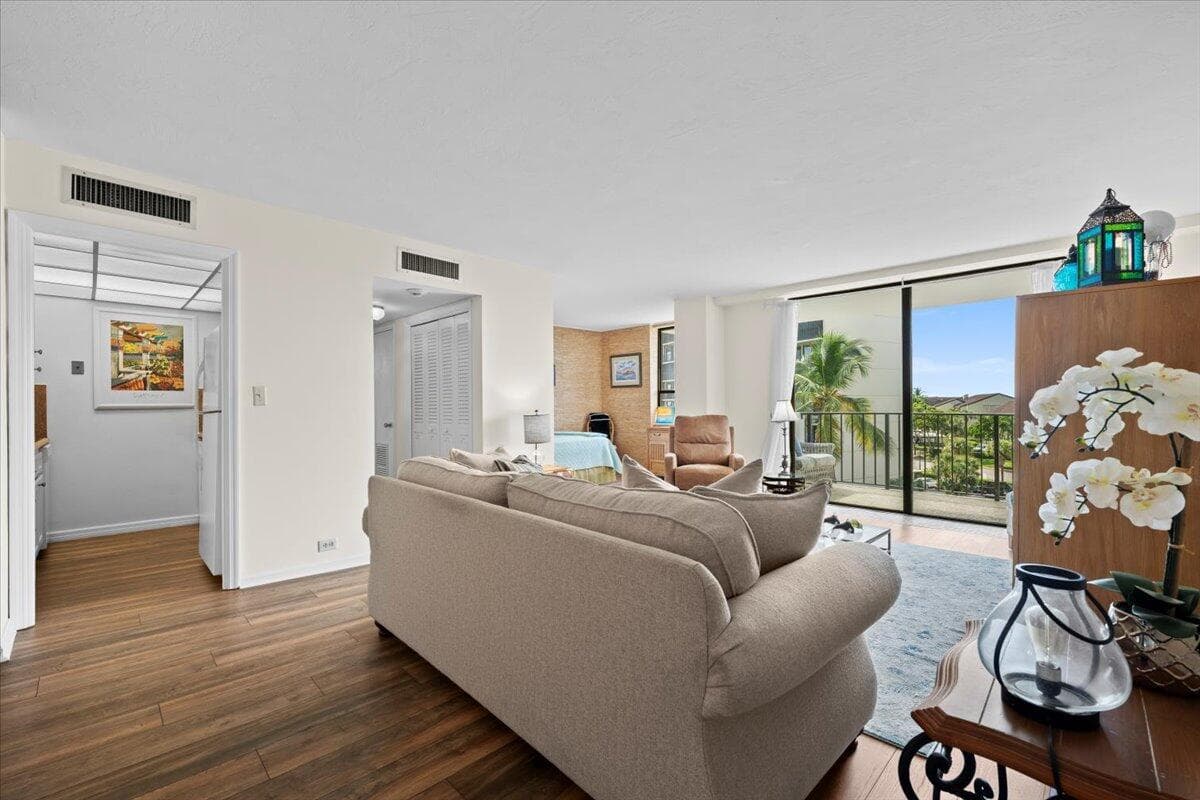 1200 Marine Way 304, North Palm Beach, FL 33408 — photo 7 of 31