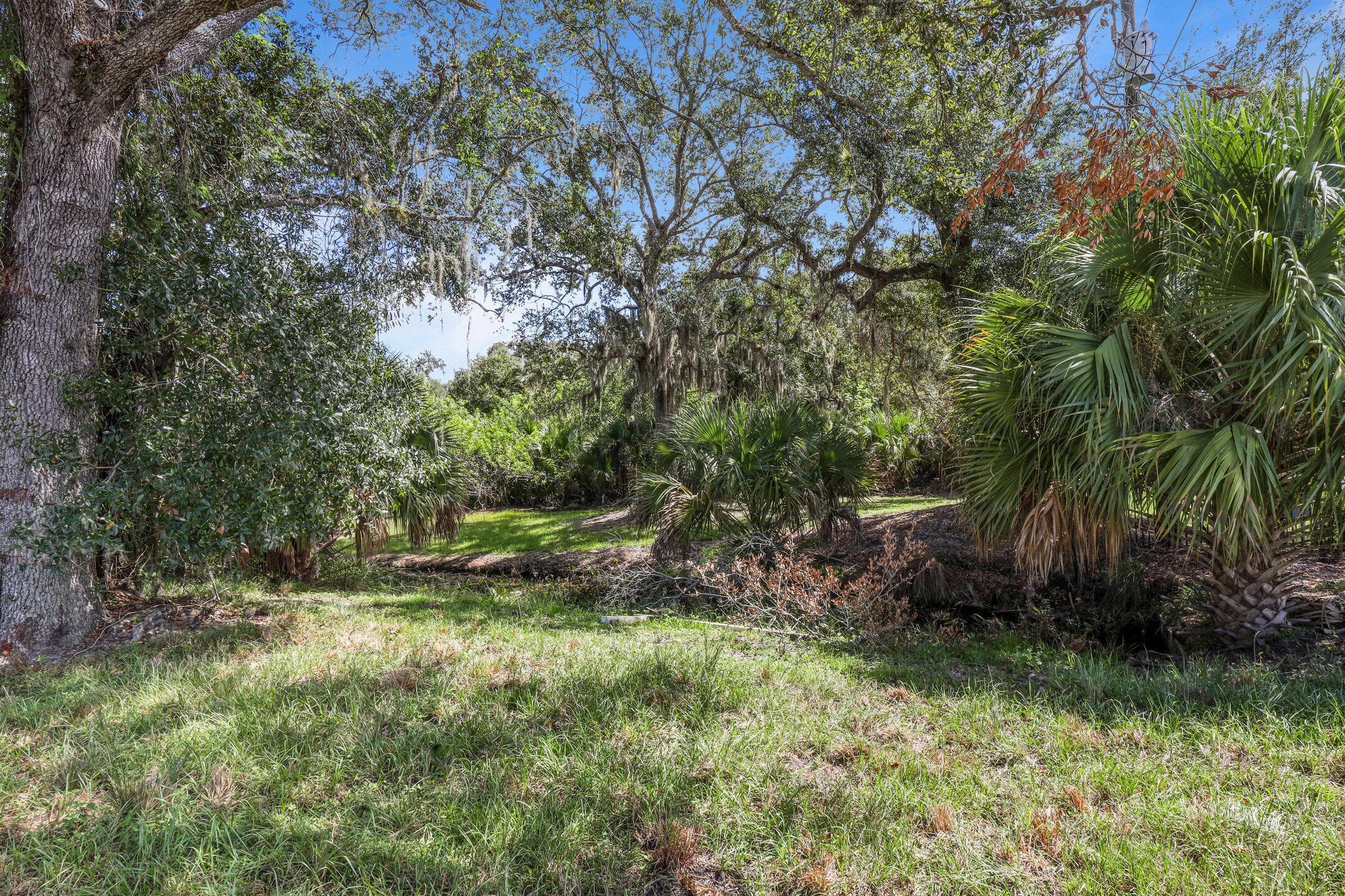 2460 Sweetwater Drive, Fort Pierce, FL 34981 — photo 10 of 19