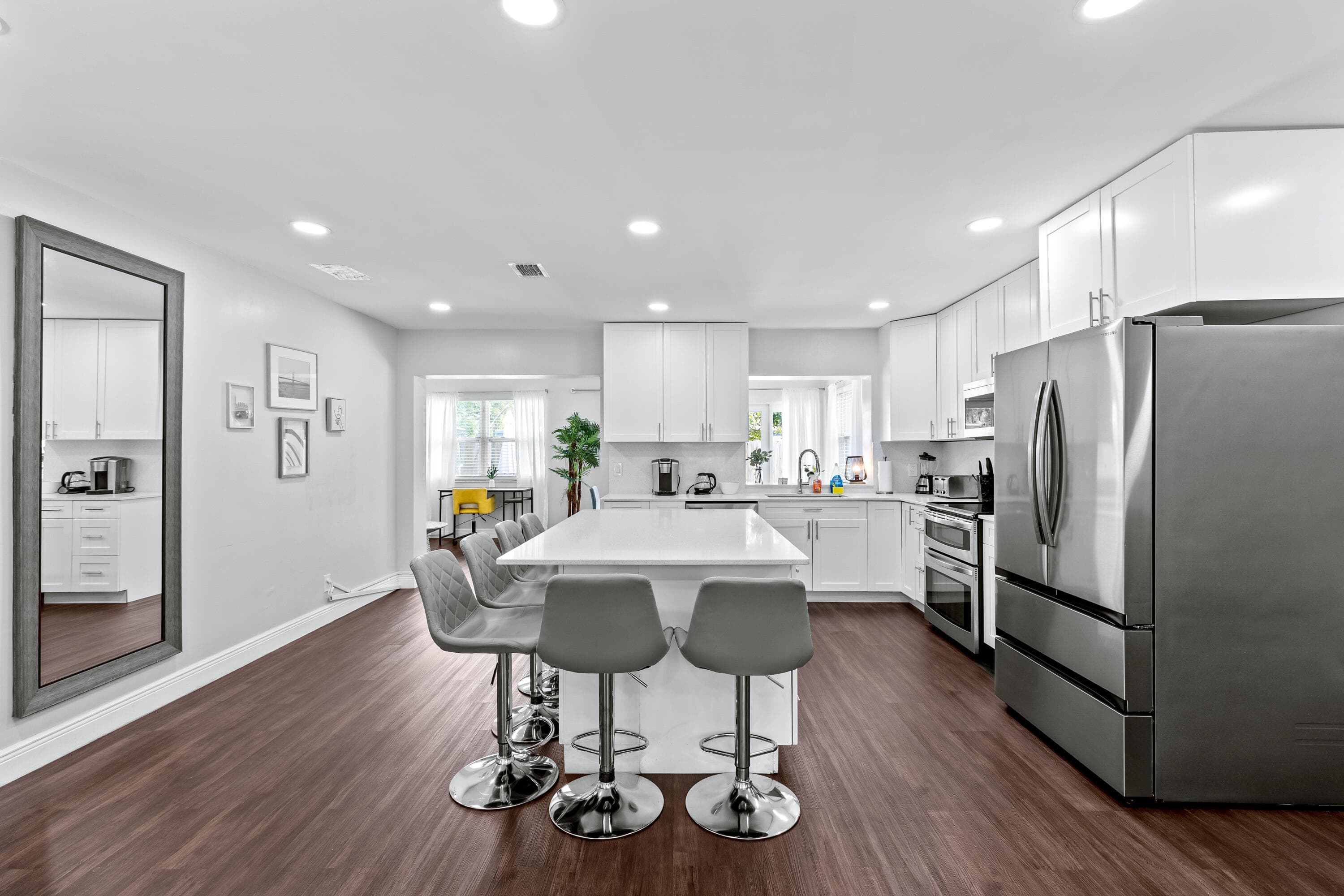 1800 NE 28th Avenue, Pompano Beach, FL 33062 — photo 4 of 39