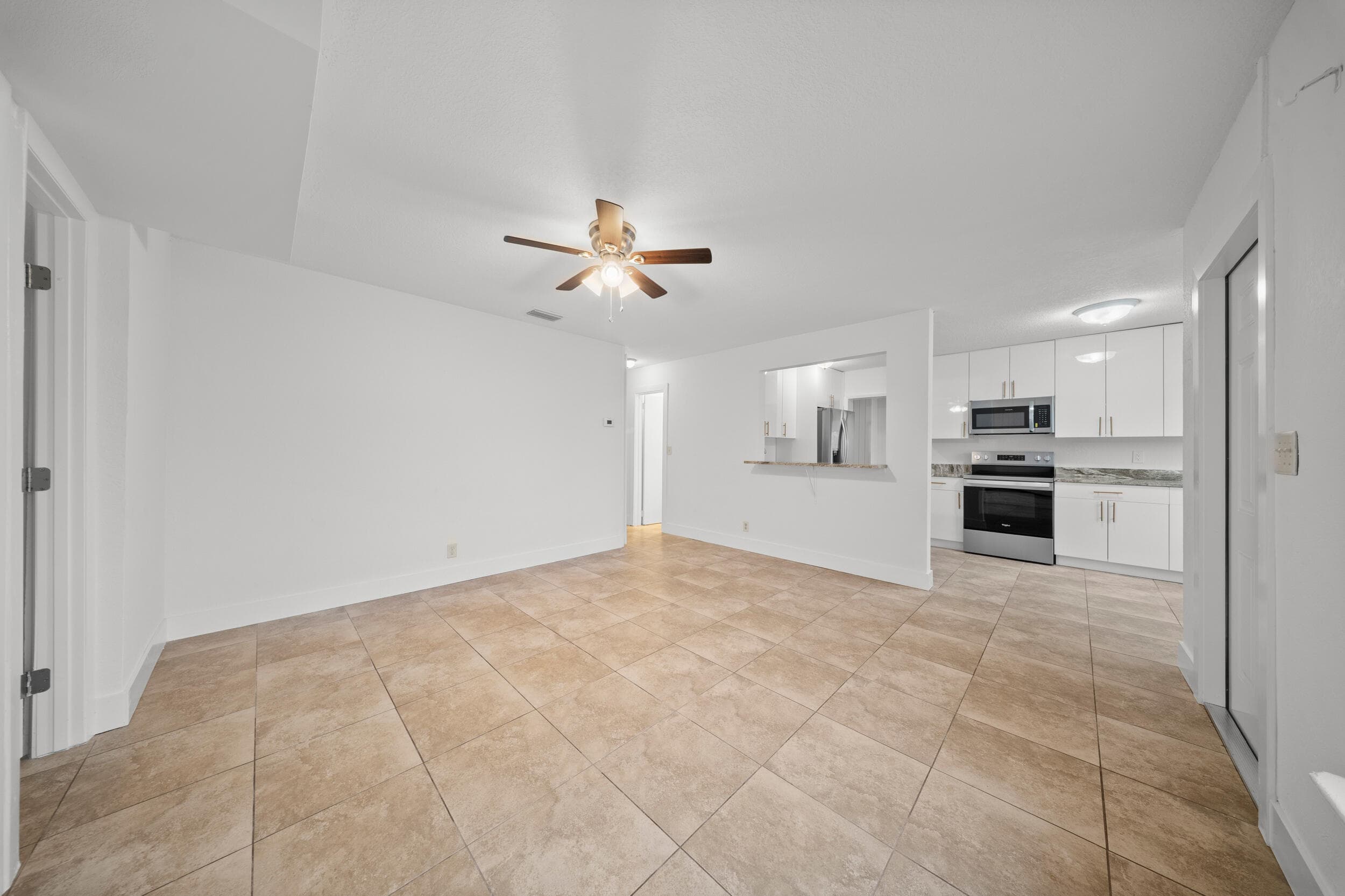 2904 SE Bamboo Street, Stuart, FL 34997 — photo 9 of 51