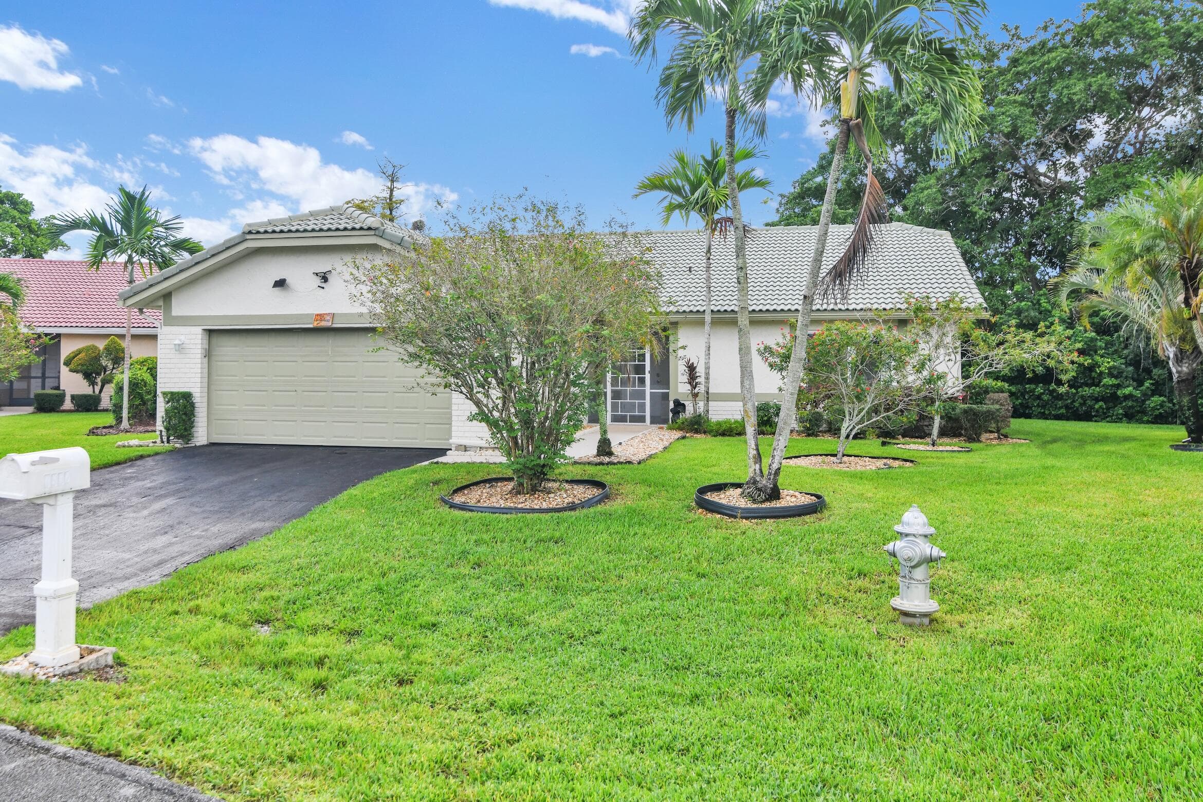 7962 Cloverfield Circle, Boca Raton, FL 33433 — photo 1 of 33