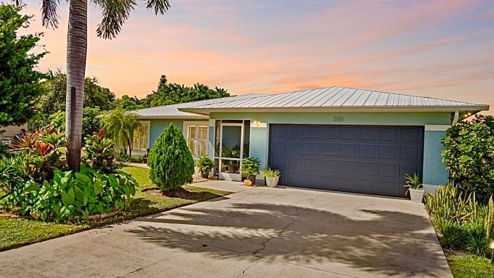 200 SW Ridgecrest Drive, Port St. Lucie, FL 34953 — photo 10 of 56