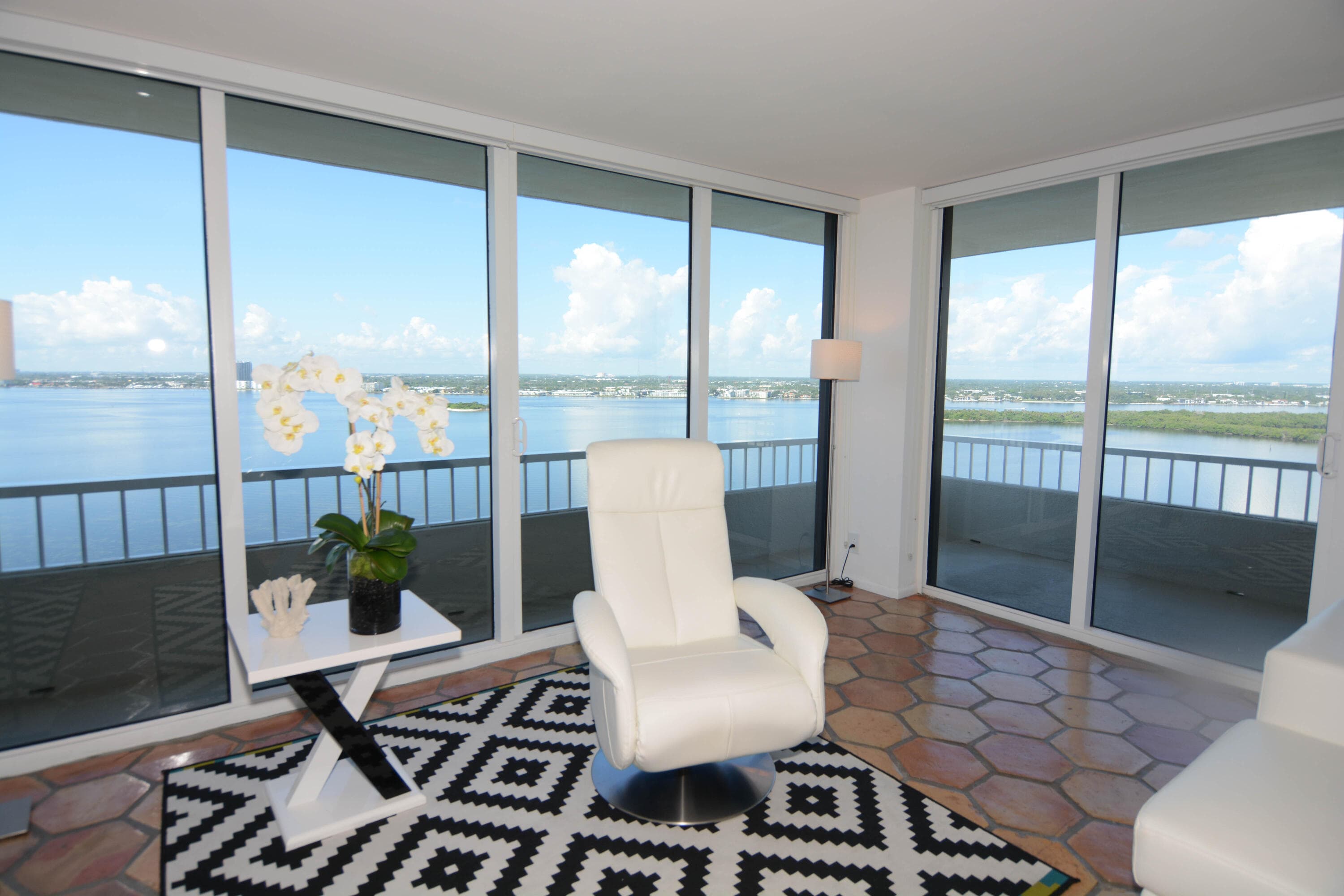 5510 N Ocean Drive 21-D, Singer Island, FL 33404 — photo 11 of 48