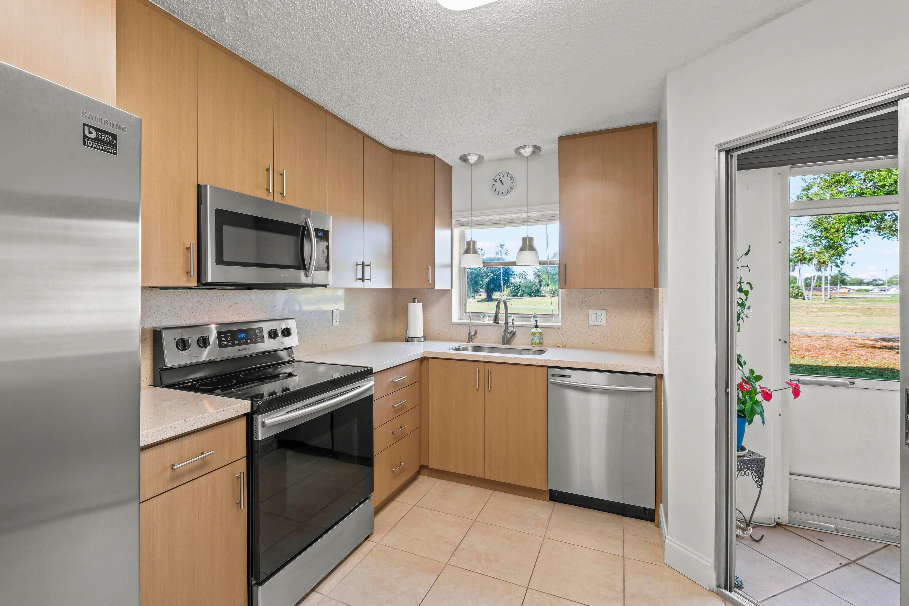 3871 Via Poinciana 104, Lake Worth, FL 33467 — photo 4 of 28