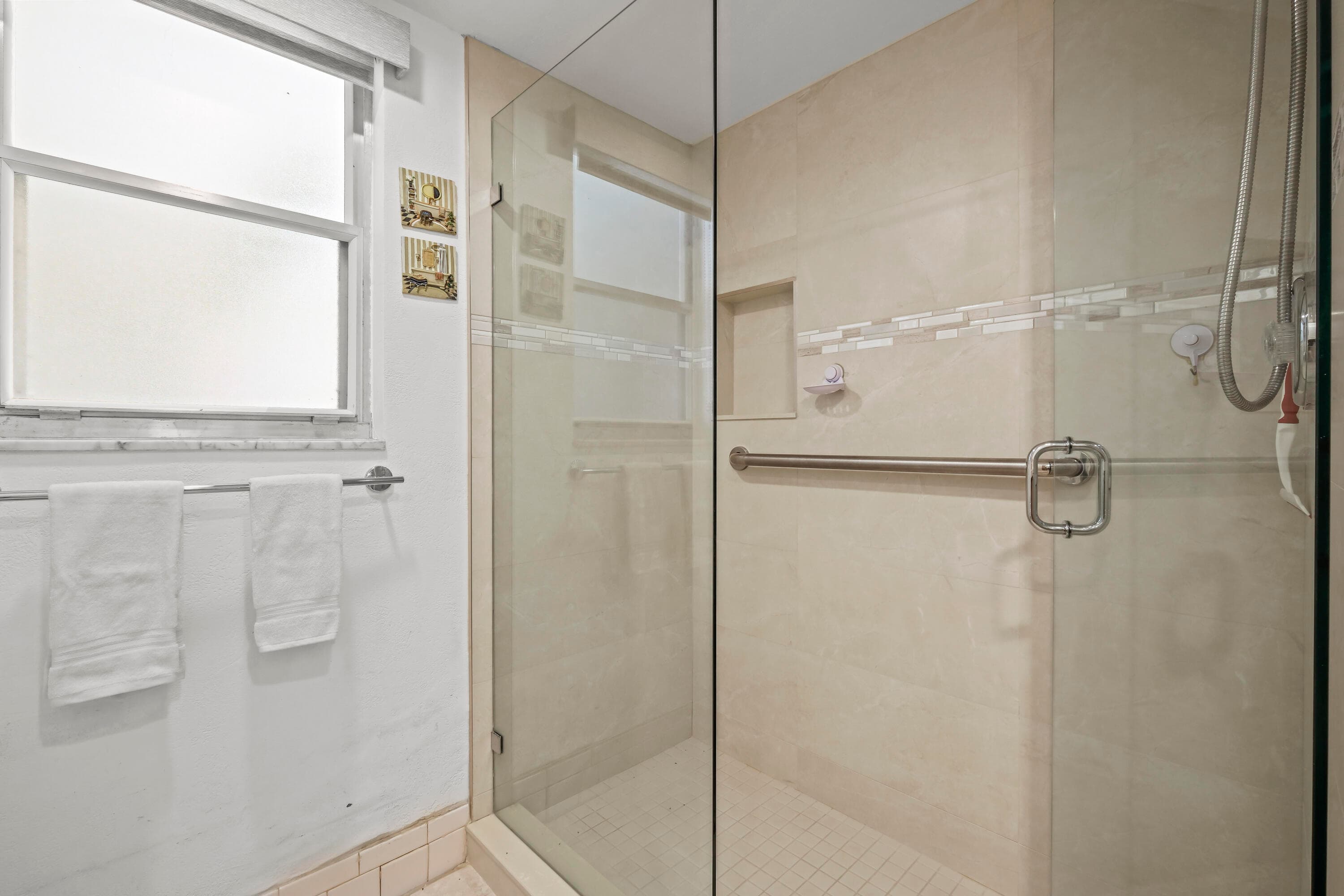 3871 Via Poinciana 104, Lake Worth, FL 33467 — photo 13 of 28