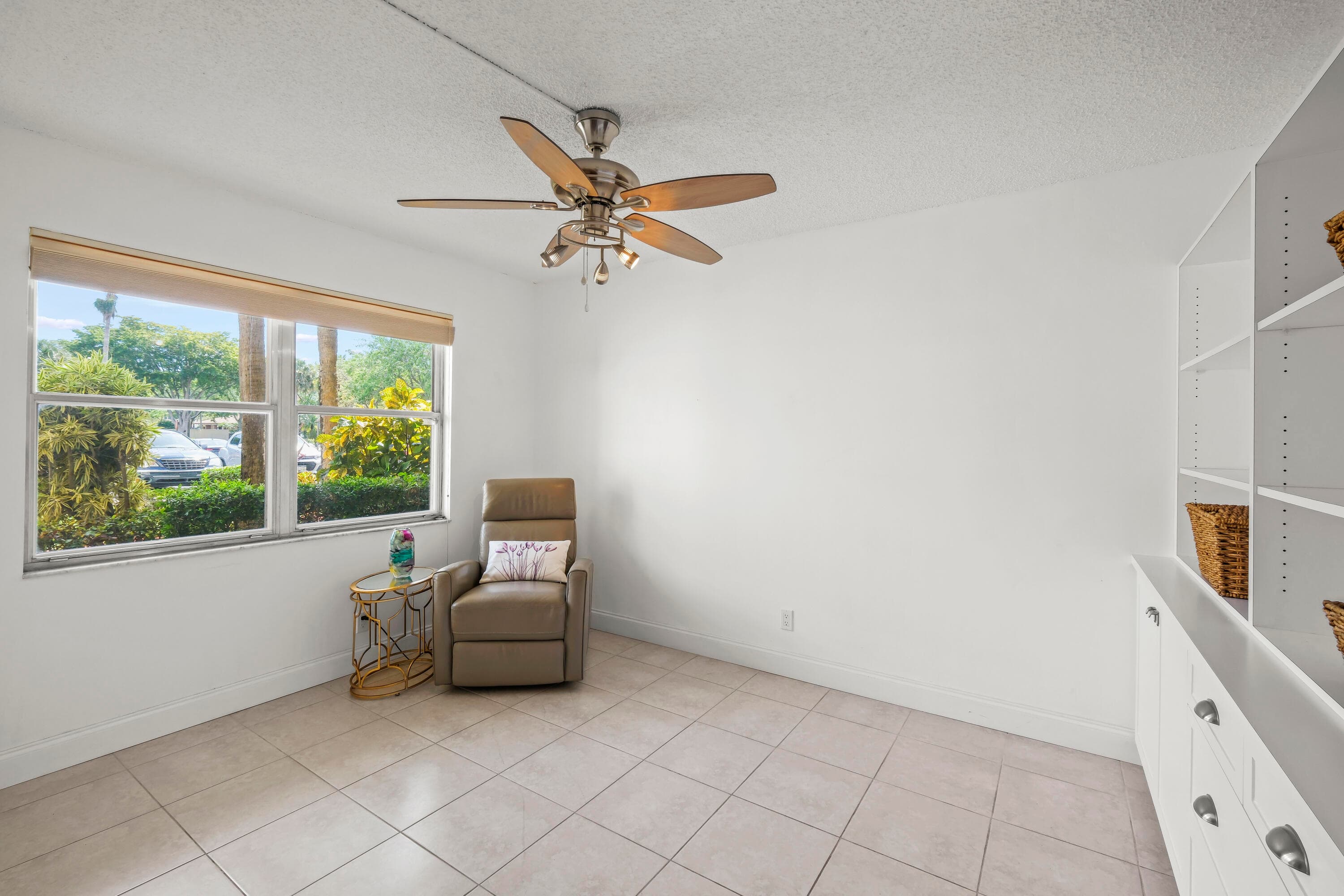 3871 Via Poinciana 104, Lake Worth, FL 33467 — photo 14 of 28