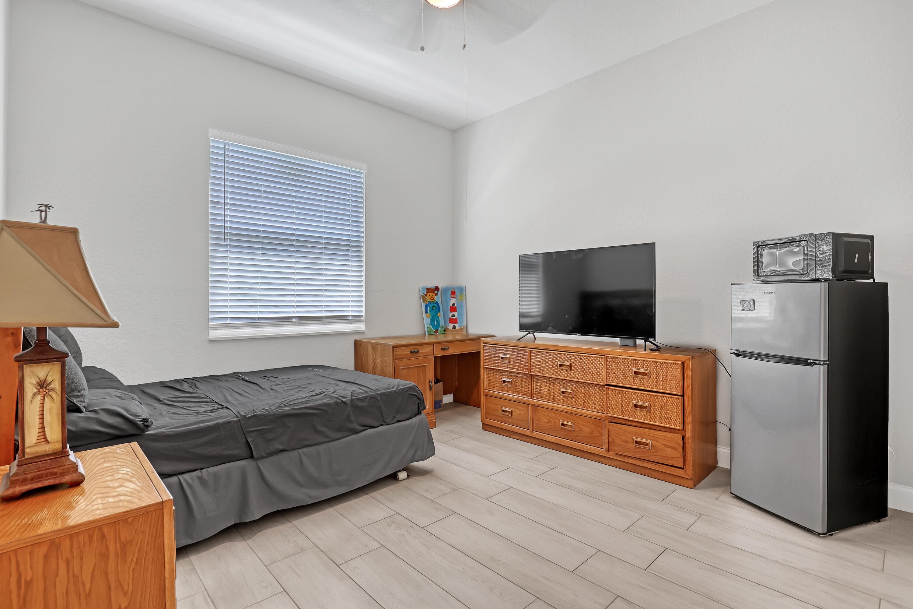 309 NE 11th Avenue, Boynton Beach, FL 33435 — photo 13 of 17