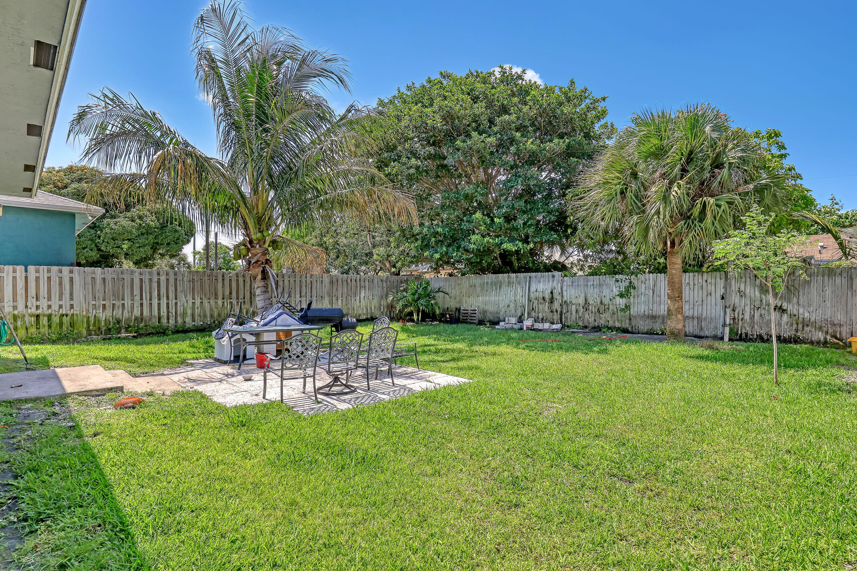 309 NE 11th Avenue, Boynton Beach, FL 33435 — photo 15 of 17