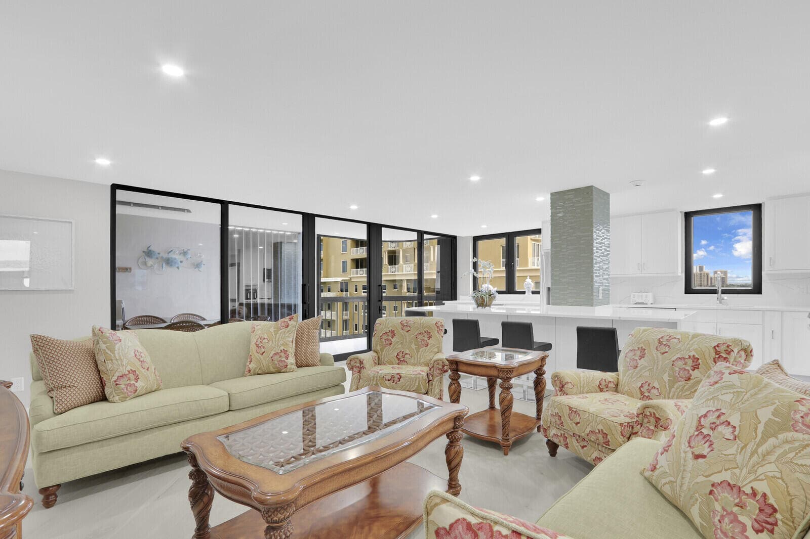 5380 N Ocean Drive 9a, Singer Island, FL 33404 — photo 8 of 39