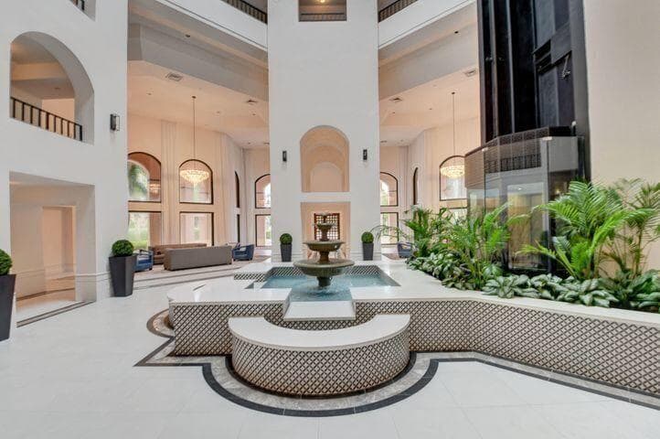 140 SE 5th Avenue 439, Boca Raton, FL 33432 — photo 2 of 19