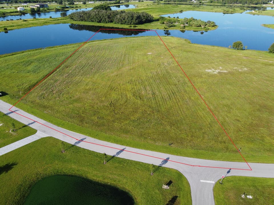 6351 SW Pentalago Circle, Palm City, FL 34990 — photo 8 of 10