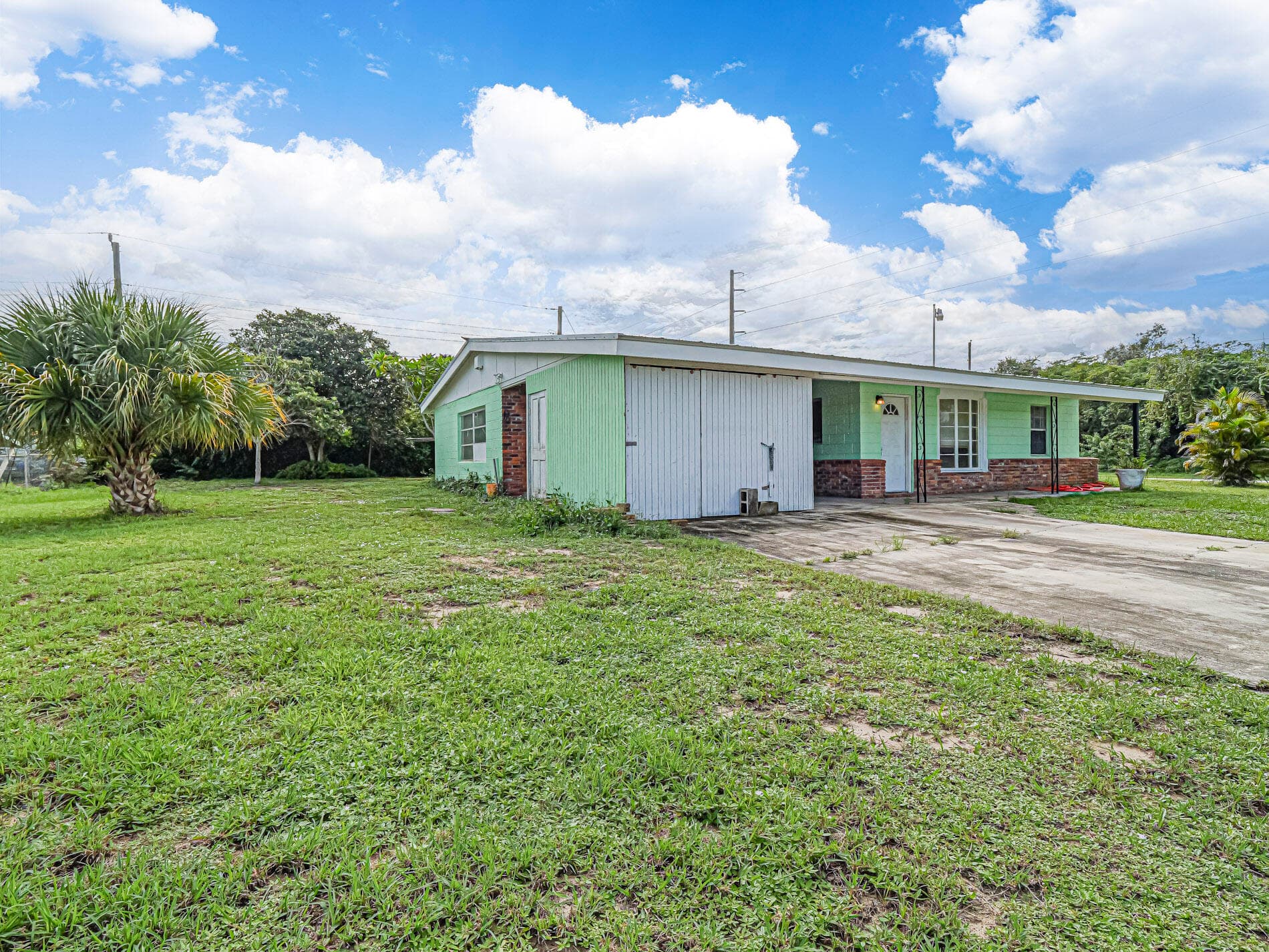 2448 1st Court SE, Vero Beach, FL 32962 — photo 1 of 35