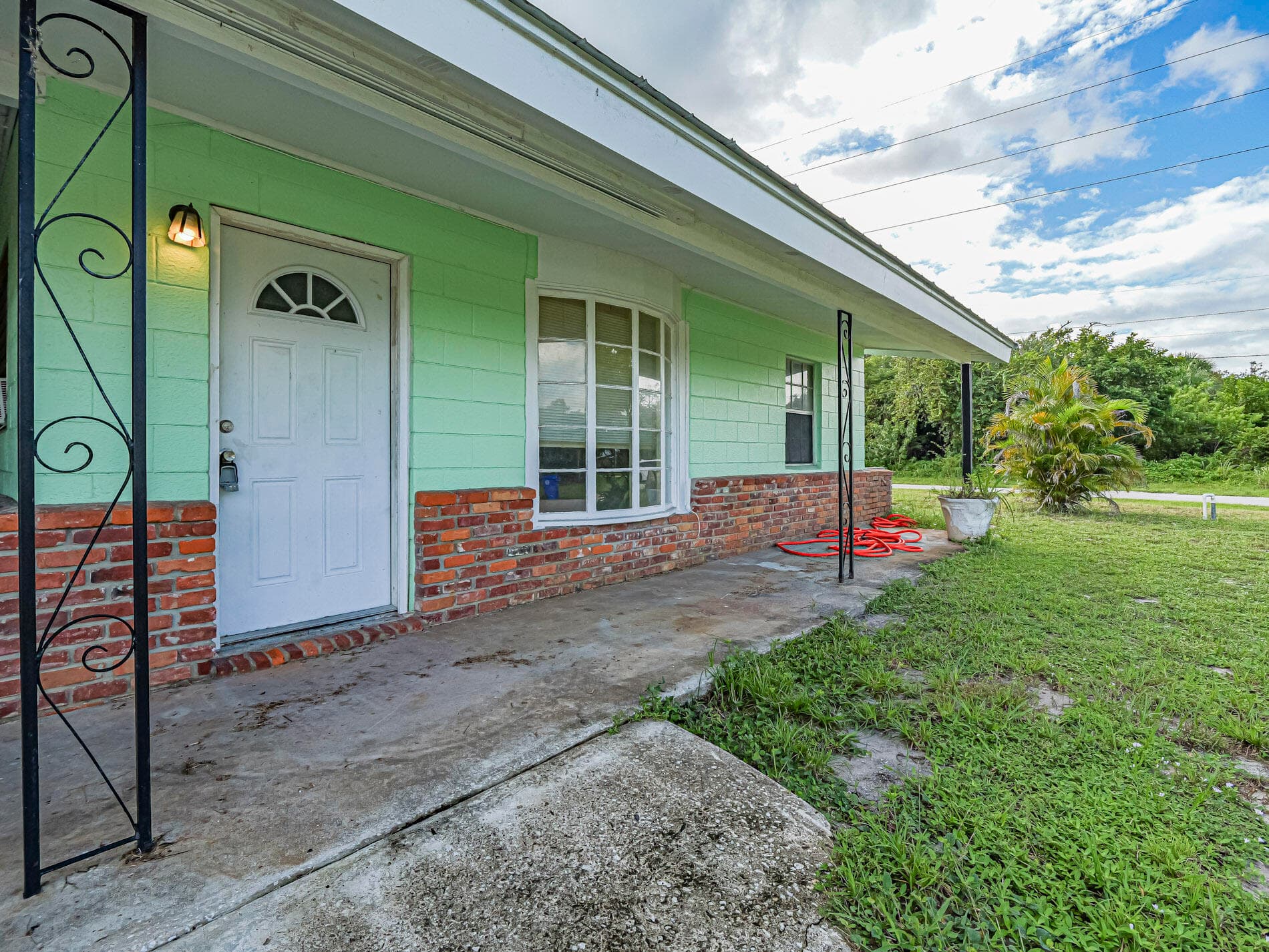 2448 1st Court SE, Vero Beach, FL 32962 — photo 2 of 35