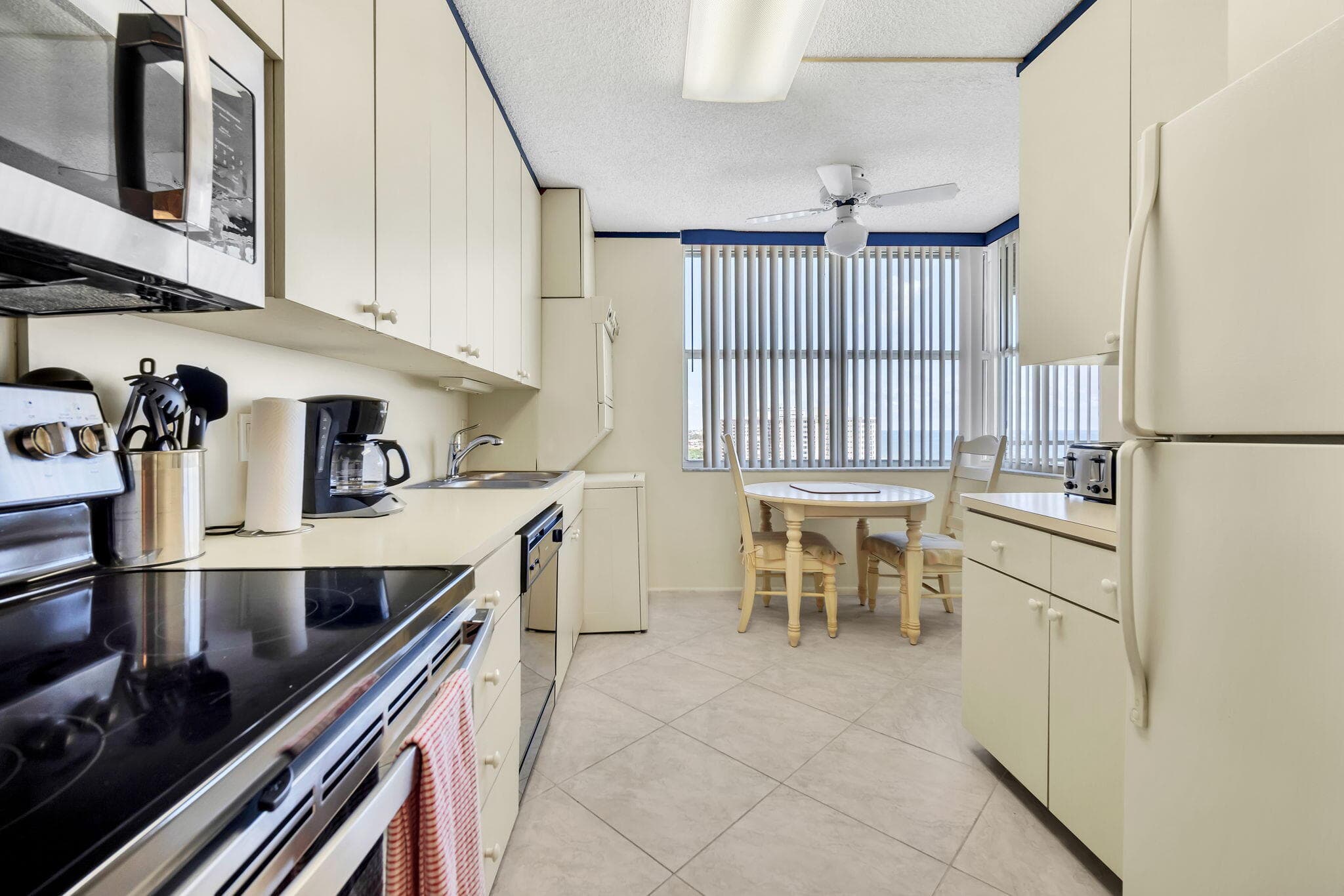 5200 N Ocean Boulevard 1510b, Lauderdale-By-The-Sea, FL 33308 — photo 7 of 50