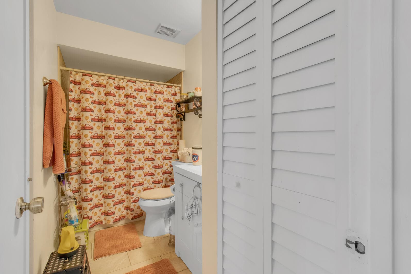 5617 Blue Shadows Court 4, Orlando, FL 32811 — photo 23 of 38