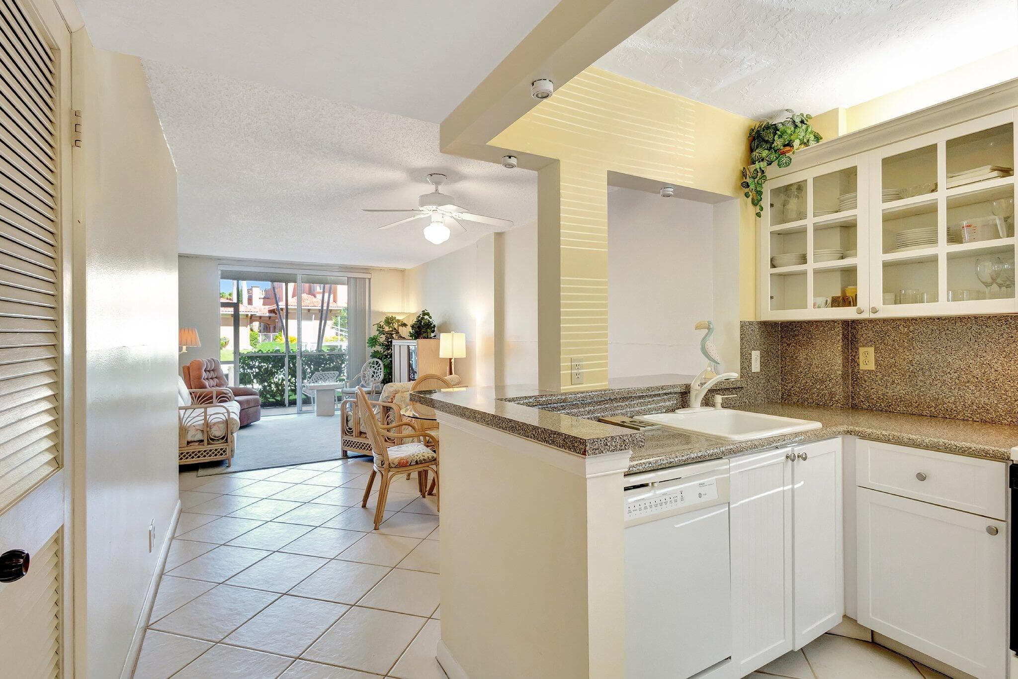 105 Paradise Harbour Boulevard 109, North Palm Beach, FL 33408 — photo 3 of 36