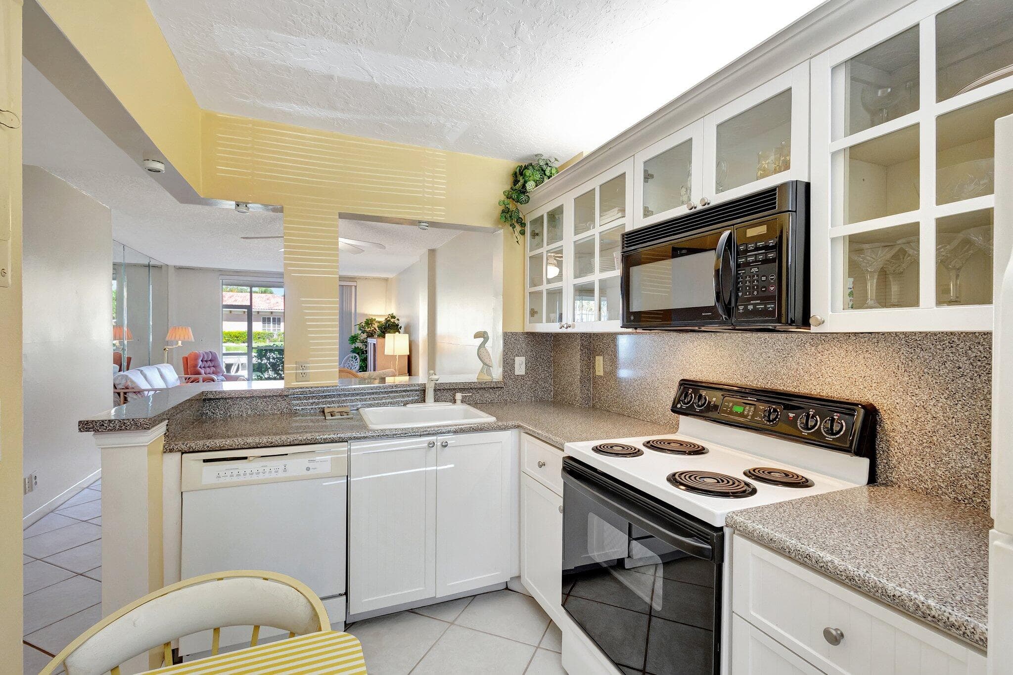 105 Paradise Harbour Boulevard 109, North Palm Beach, FL 33408 — photo 6 of 36