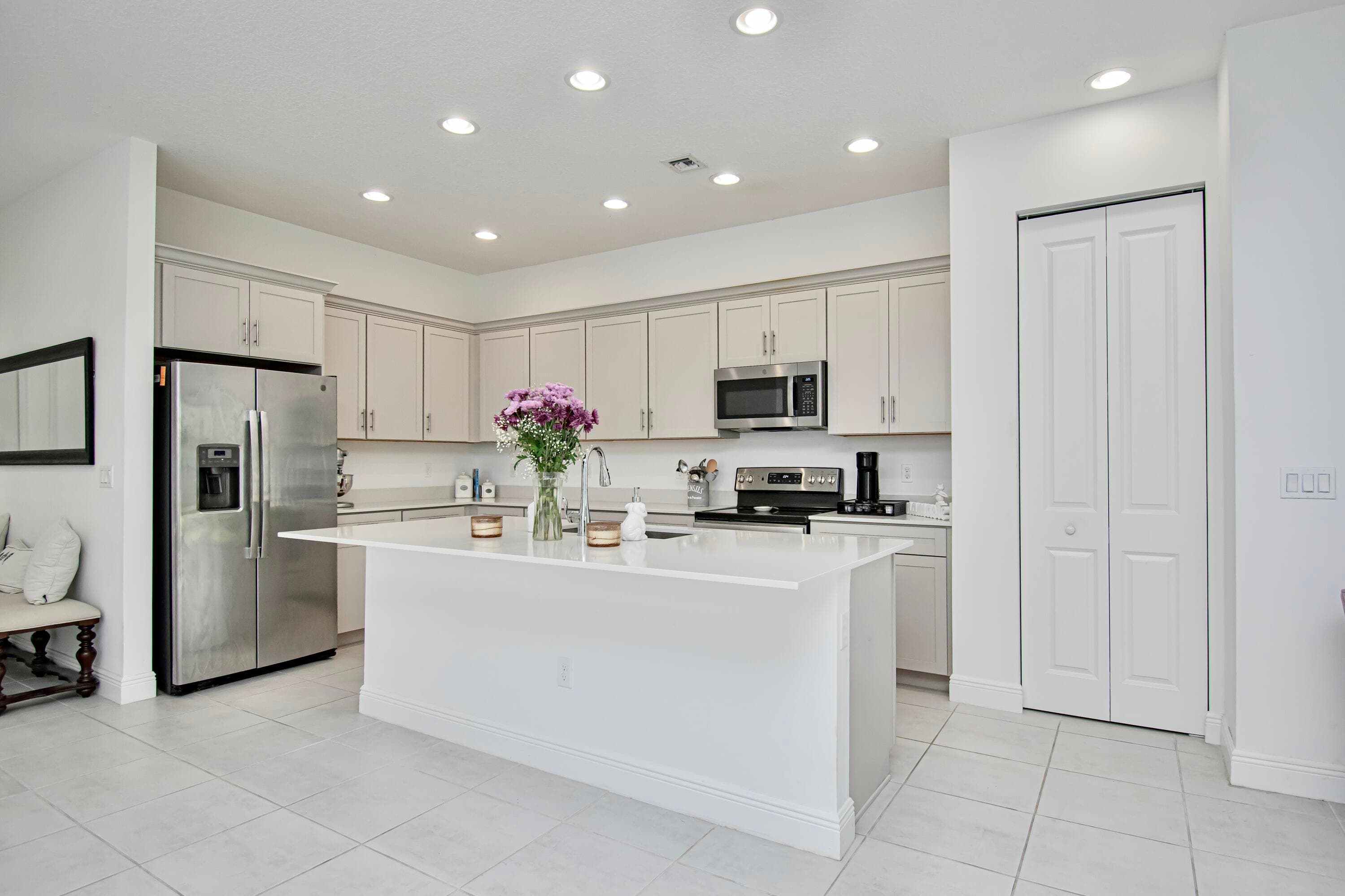 16420 Sandy Shore Drive, Loxahatchee, FL 33470 — photo 2 of 43