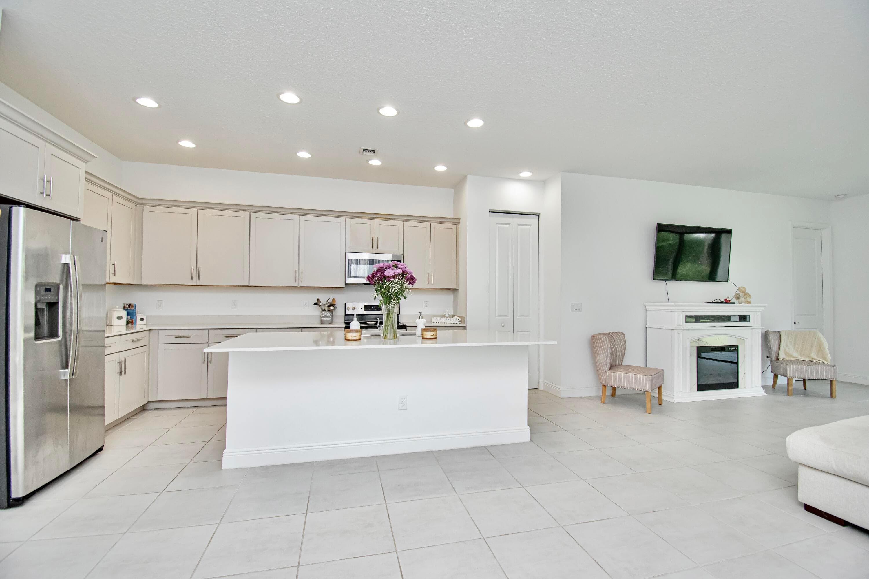 16420 Sandy Shore Drive, Loxahatchee, FL 33470 — photo 4 of 43