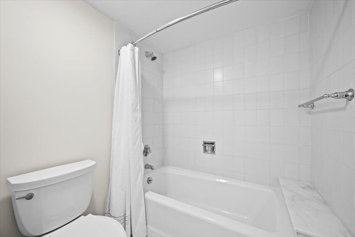100 Lakeshore Drive 1854, North Palm Beach, FL 33408 — photo 24 of 42