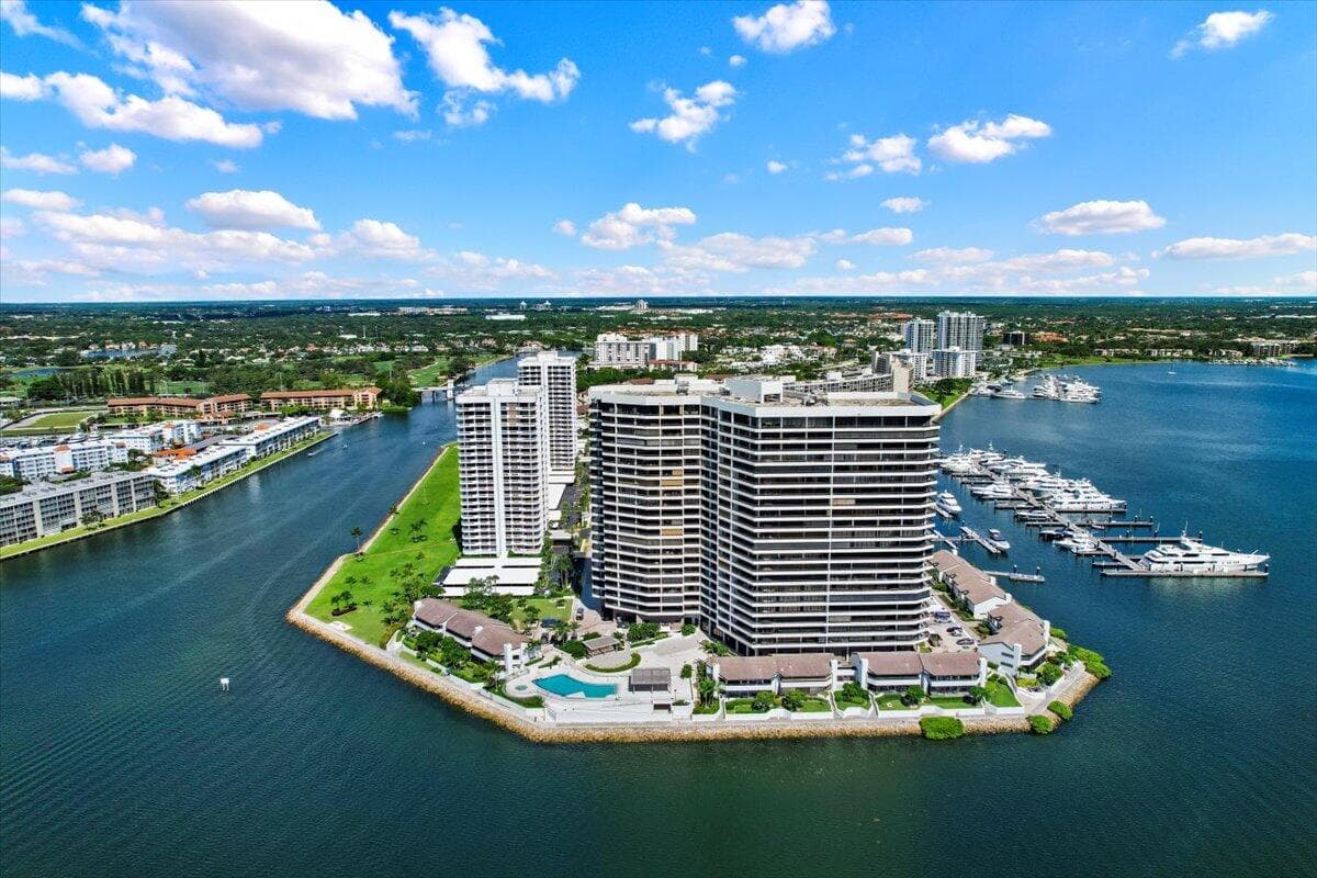 100 Lakeshore Drive 1854, North Palm Beach, FL 33408 — photo 1 of 42
