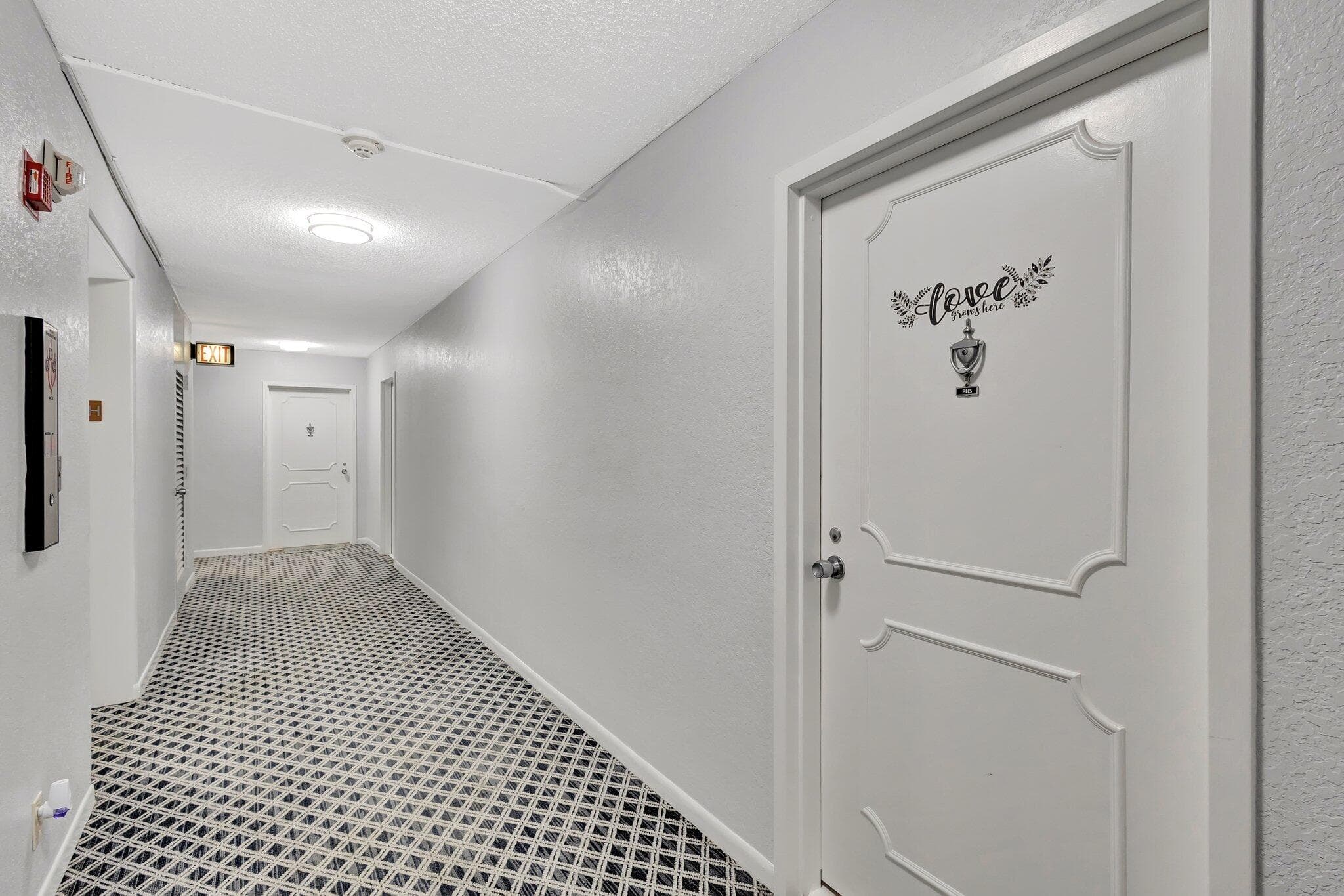 2000 Presidential Way Ph5, West Palm Beach, FL 33401 — photo 28 of 44
