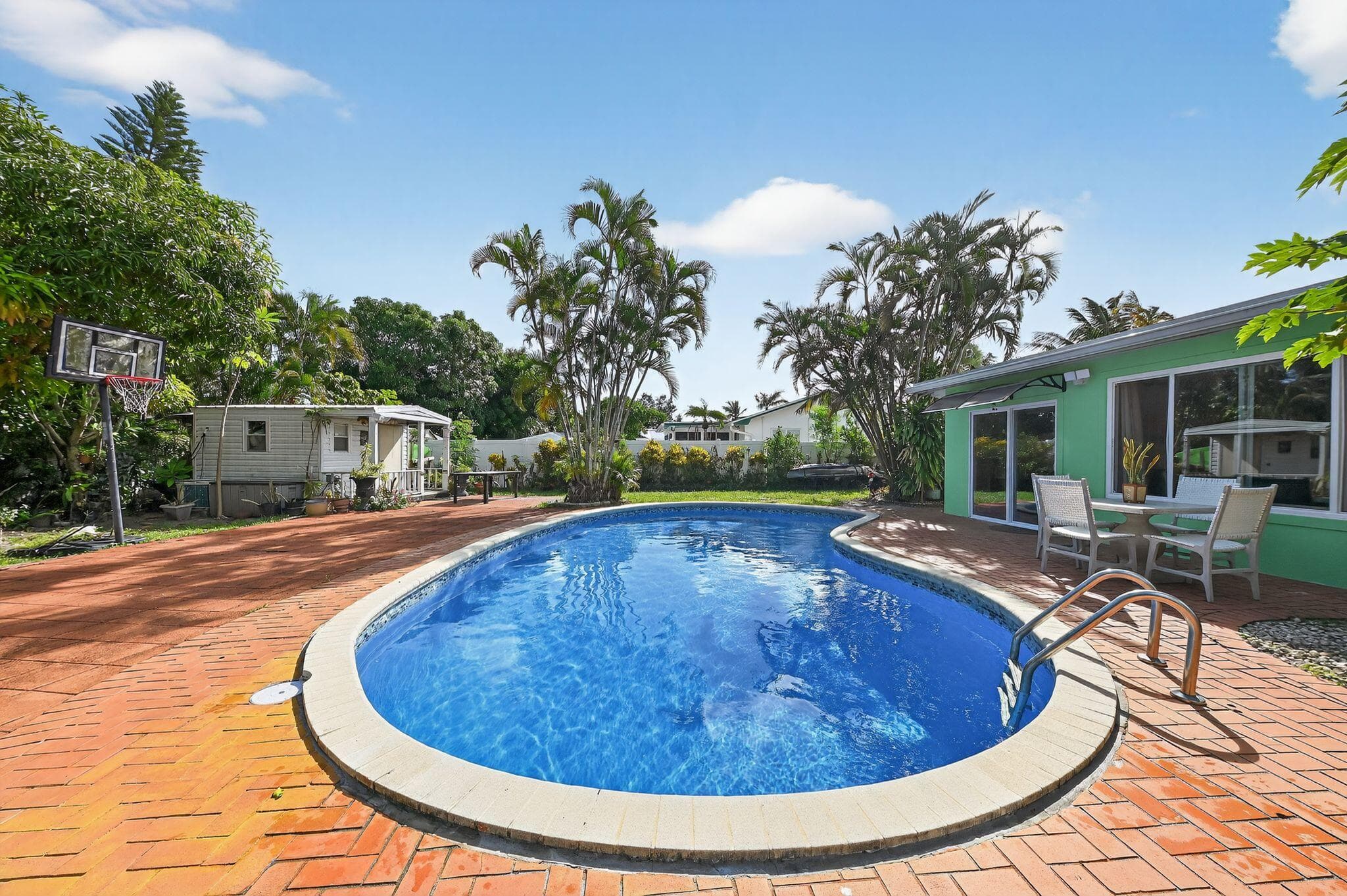 407 Highwood Circle, Jupiter, FL 33458 — photo 1 of 30