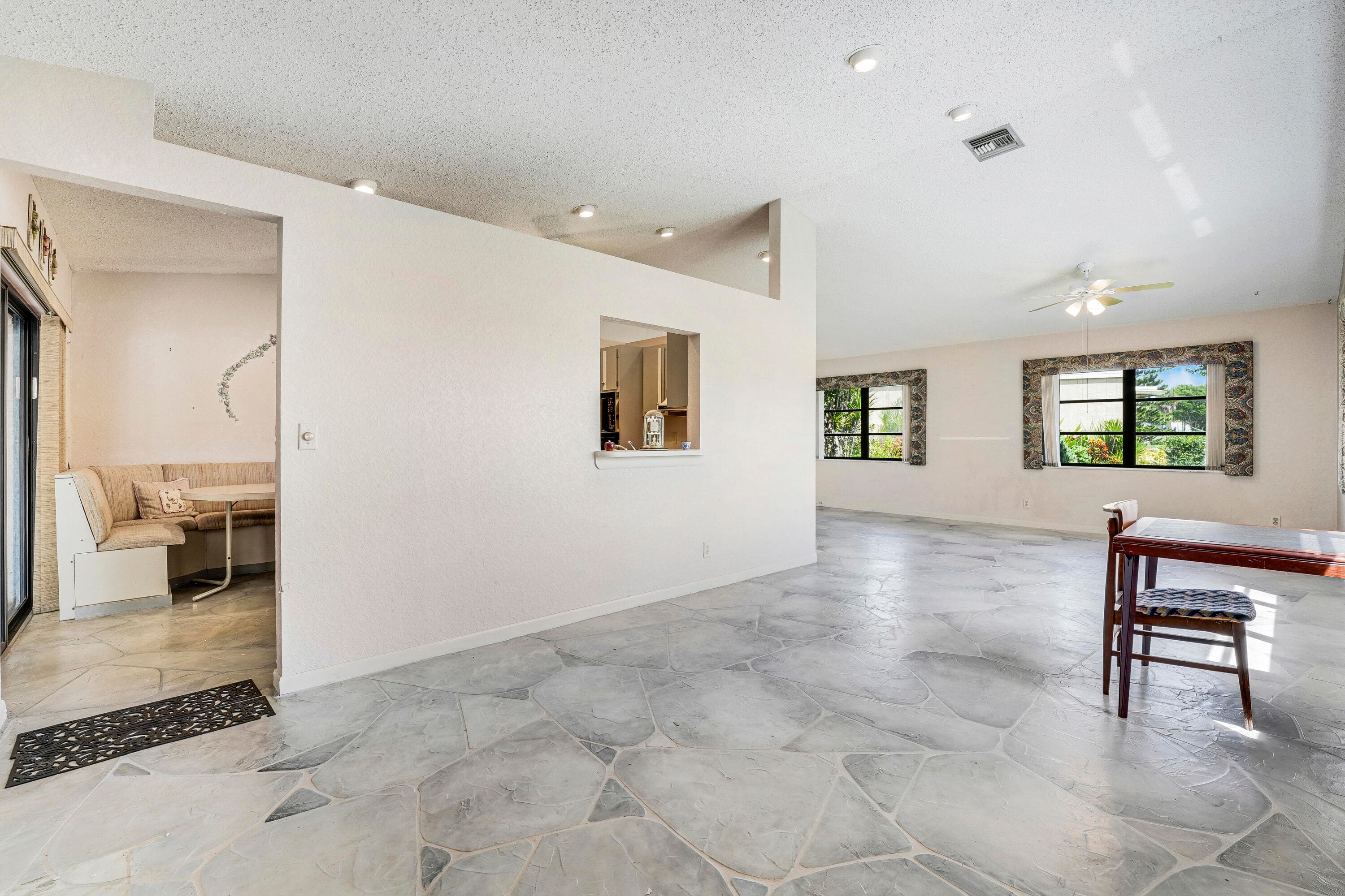 8421 Bonita Isle Drive, Lake Worth, FL 33467 — photo 12 of 46