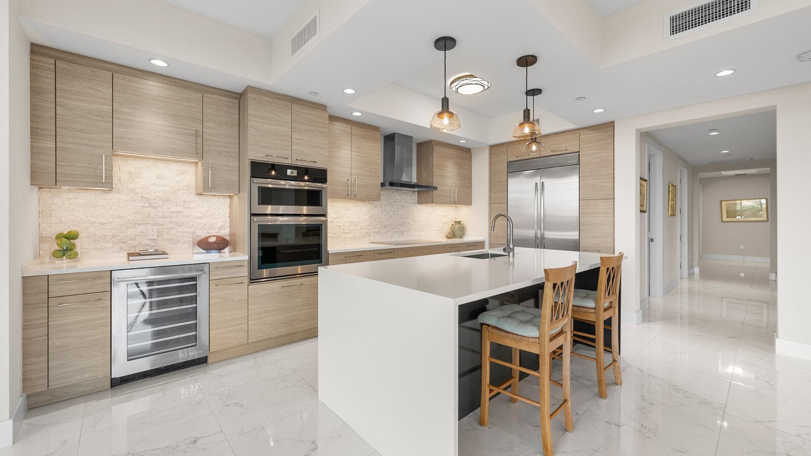 1 Water Club Way 402, North Palm Beach, FL 33408 — photo 8 of 42