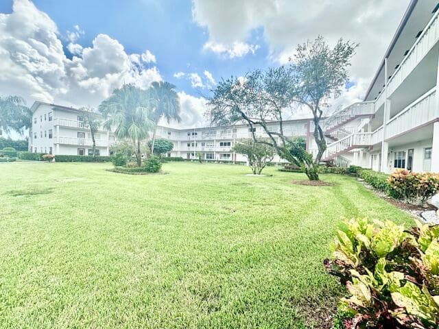 583 Fanshaw N, Boca Raton, FL 33434 — photo 1 of 36