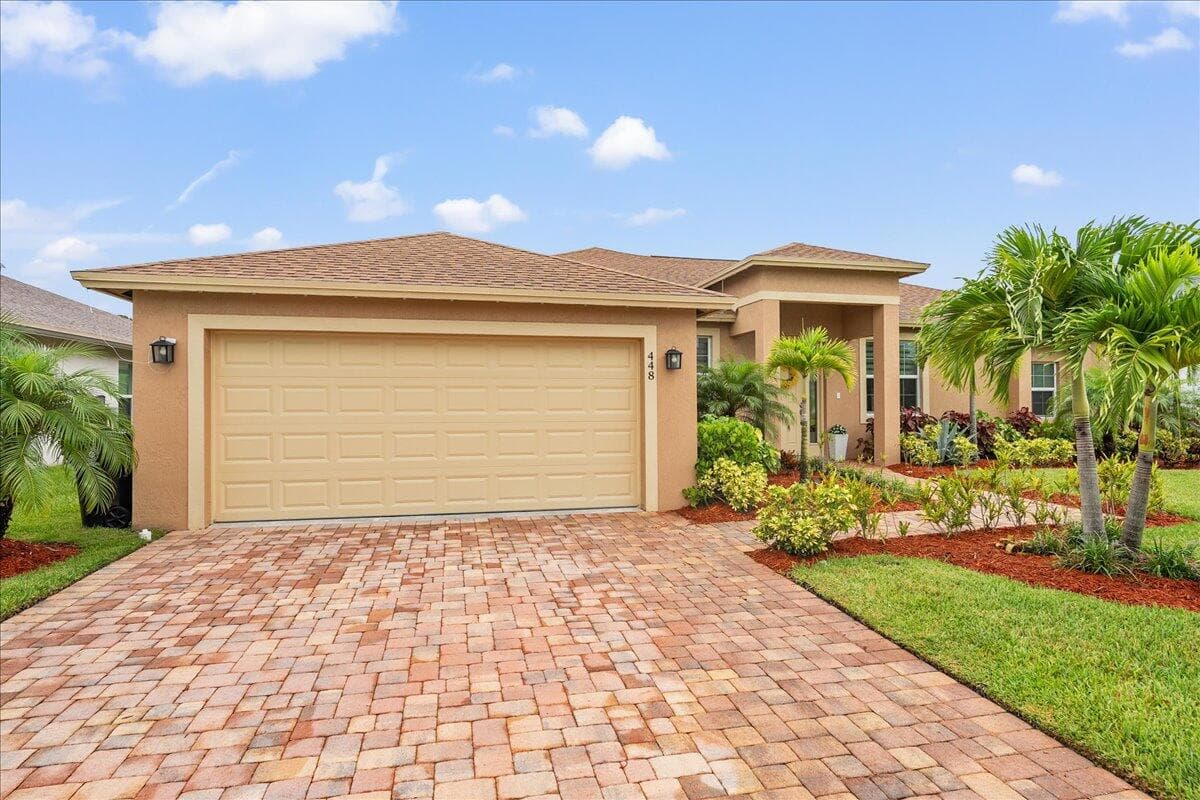 448 SW Vista Lake Drive, Port St. Lucie, FL 34953 — photo 35 of 40