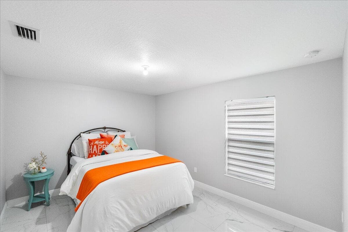 448 SW Vista Lake Drive, Port St. Lucie, FL 34953 — photo 15 of 40
