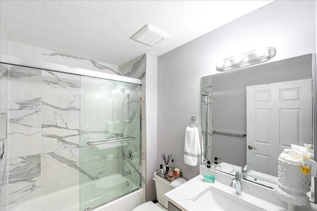 448 SW Vista Lake Drive, Port St. Lucie, FL 34953 — photo 17 of 40