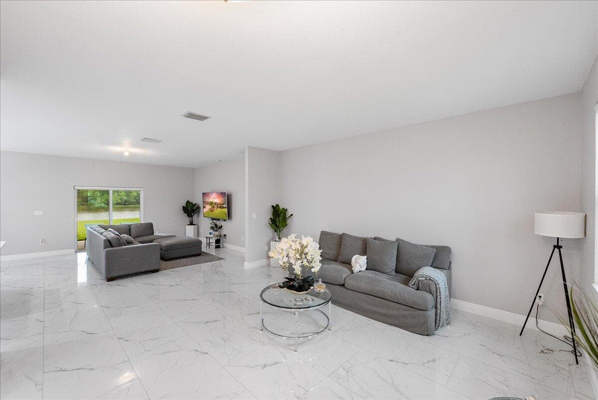 448 SW Vista Lake Drive, Port St. Lucie, FL 34953 — photo 12 of 40