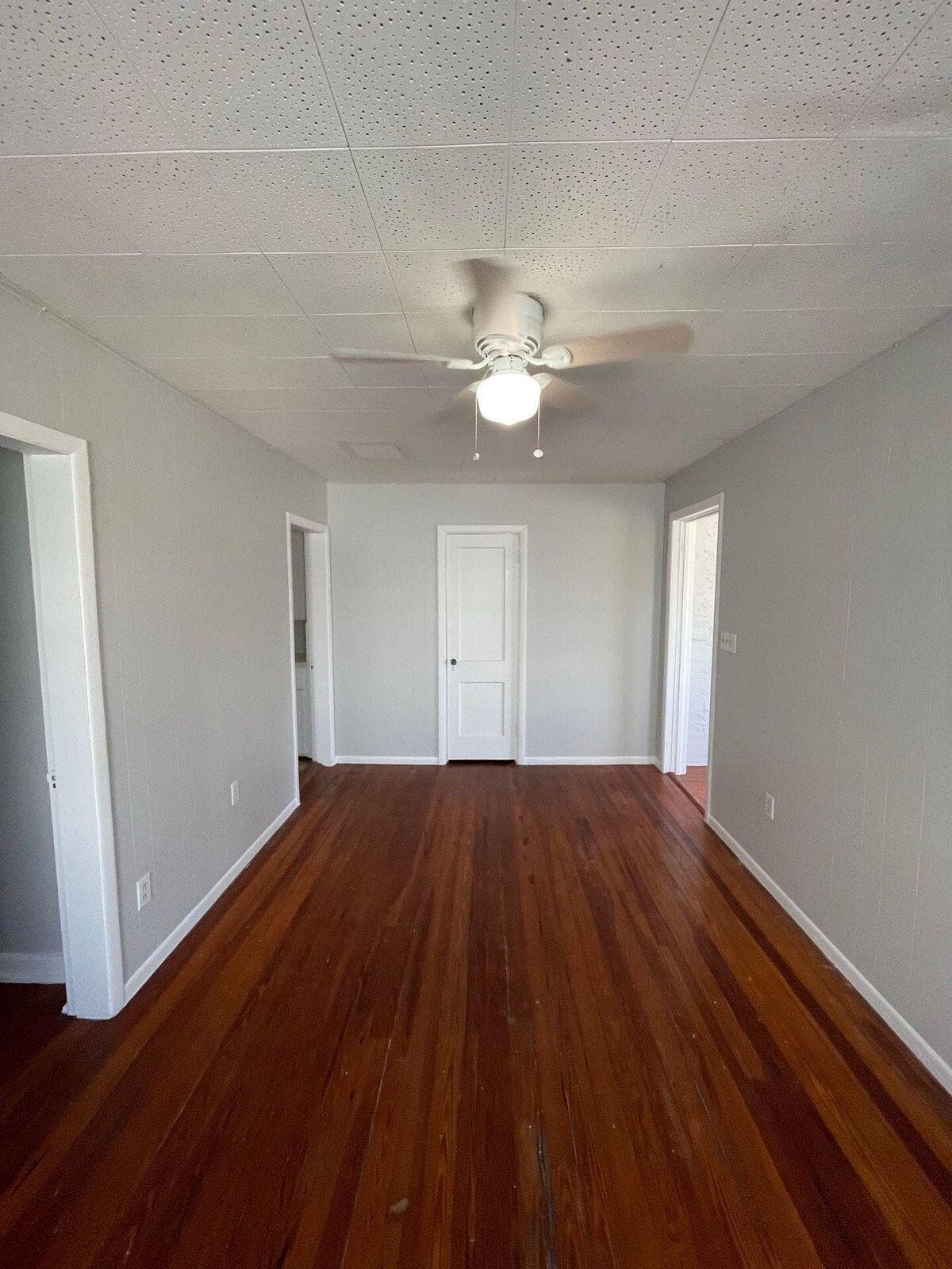 736 Omar Road 1, West Palm Beach, FL 33405 — photo 3 of 26