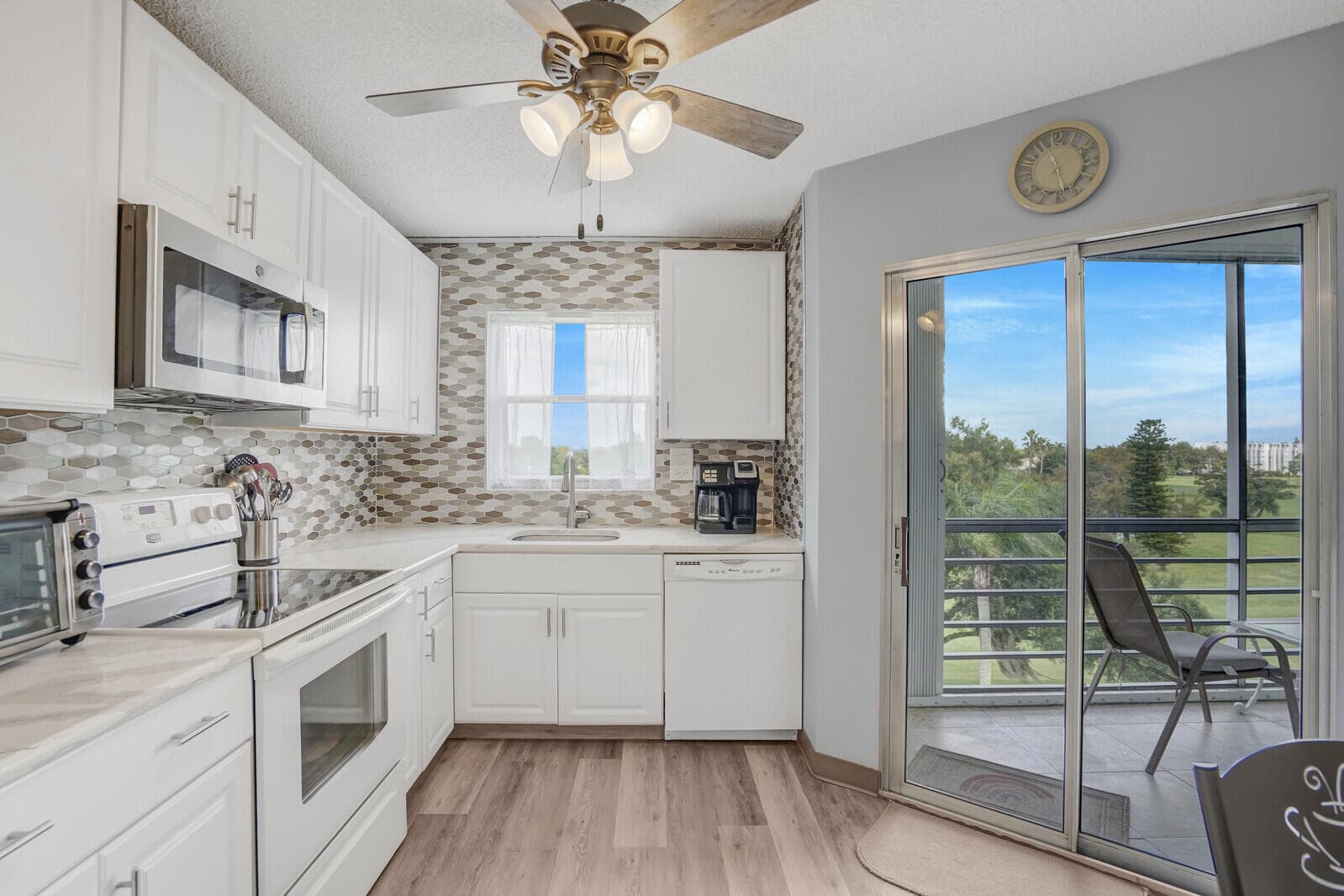 3959 Via Poinciana 503, Lake Worth, FL 33467 — photo 13 of 30